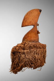 Budja Headdress: D.R. Congo Wood and vegetal fibers, 45 cm Inventory number in white paint: FX 9118 Provenance: Marc Leo Felix, Brussels Private collection, Belgium Exhibited: Congo Gallery, Brussels, La face