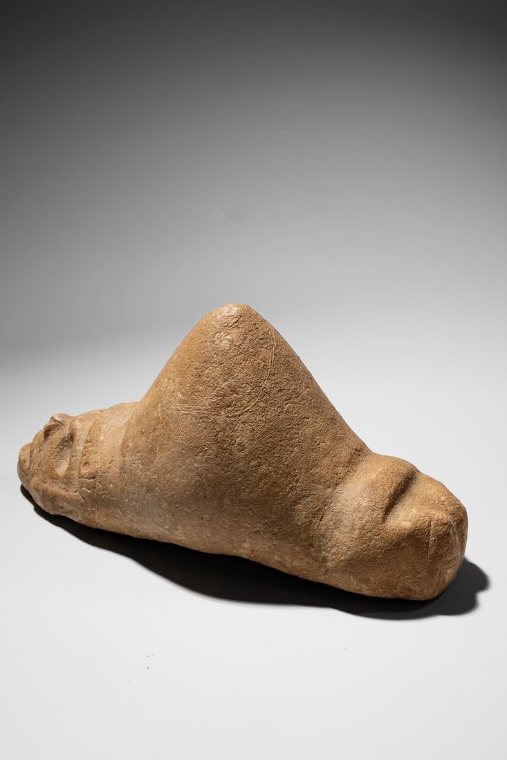 Taíno Trigonolith - 3