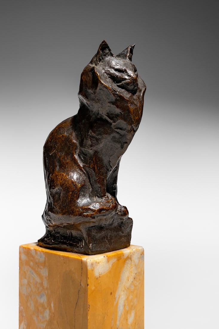 Théophile Alexandre Steinlen (Swiss-French, 1859-1923): Seated Angora Cat - c.1910 Bronze 12 cm (20,5 cm incl. base) Signed on the left edge of the base Foundry mark and number on the right edge of the base: A.A Hébrard Foundry, Paris, 14 Provenance:<