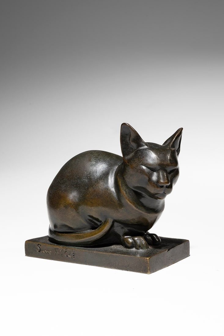 Edouard-Marcel Sandoz (Swiss, 1881-1971): Crouching Cat Bronze 9 x 11,5 x 6 cm Signed on the edge of the base Foundry mark on the opposite edge of the base, Susse Frères Editions Provenance: Private collection, Belgium