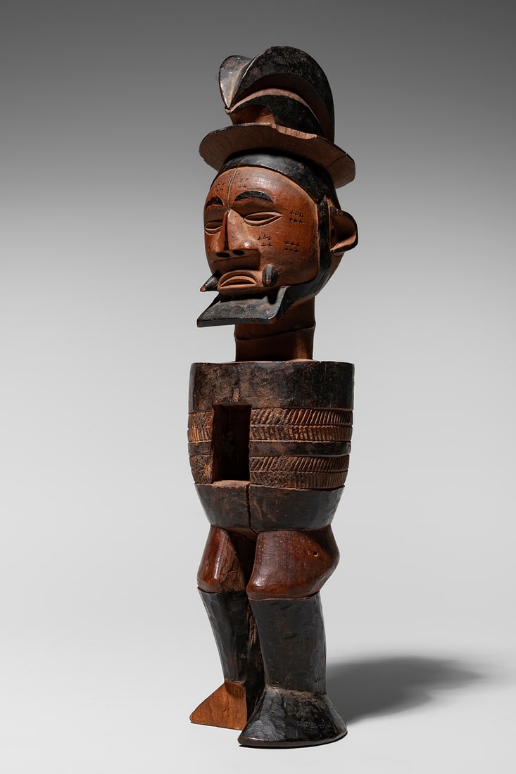 Teke Figure: D.R. Congo Wood 33 cm Provenance: Private collection, France