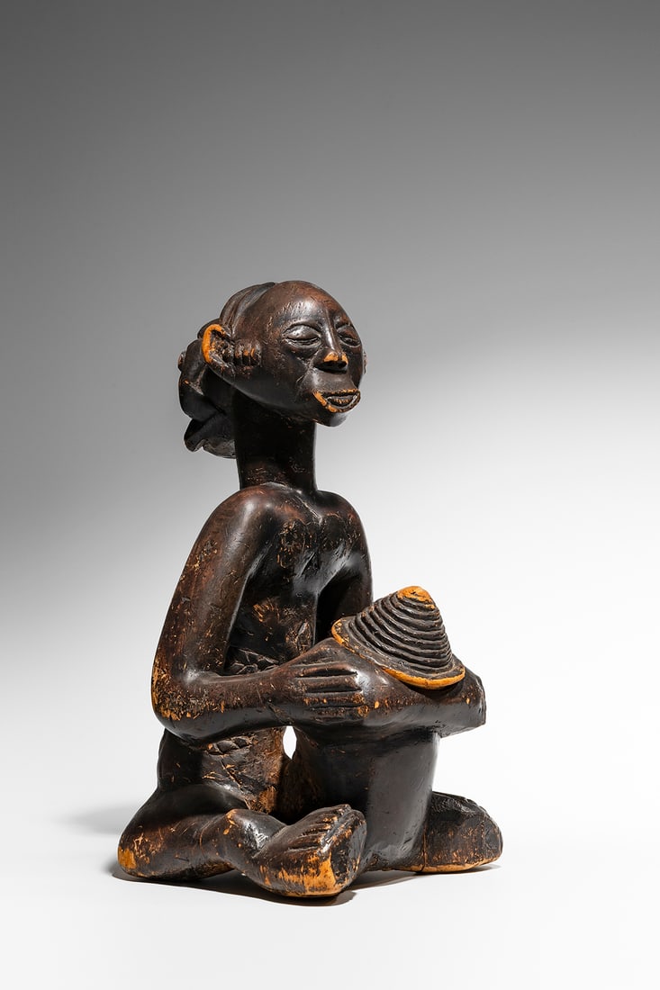 Luba Cupholder: D.R. Congo Wood 44 cm Provenance: Gustave Van Geluwe (1881-1962) Collection, Belgium (since 1956) Carlo Van den Bossche Collection, Antwerp Marcel Mabille (1902-1986), Brussels Thence