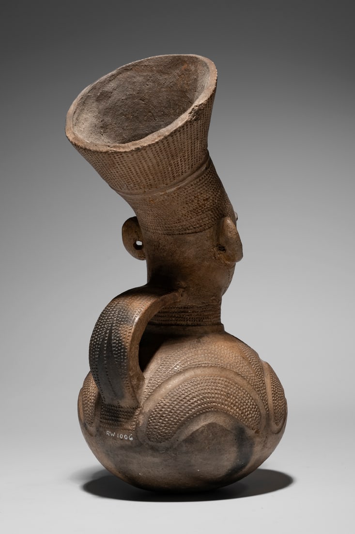 Mangbetu Jar - 4