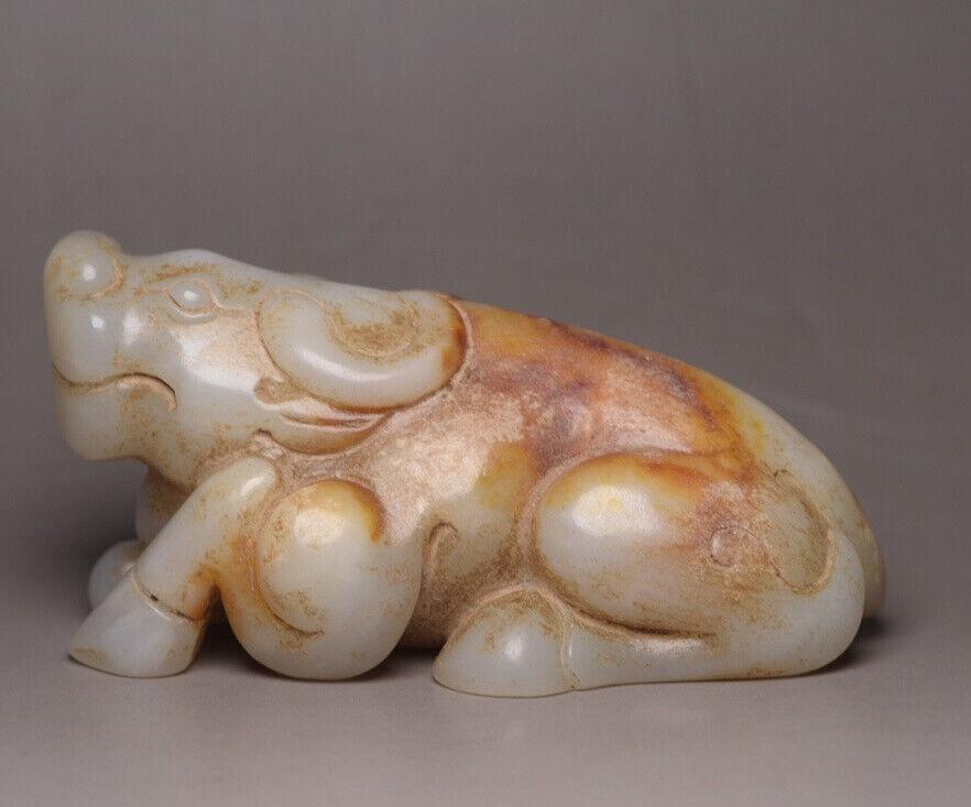 Chinese natural jade animal statue: Size: Width 46 mm - Height 96 mm Materials: Natural jade Time Period: qing dynasty Manufactured Date: 18th-c qing dynasty Origin: China