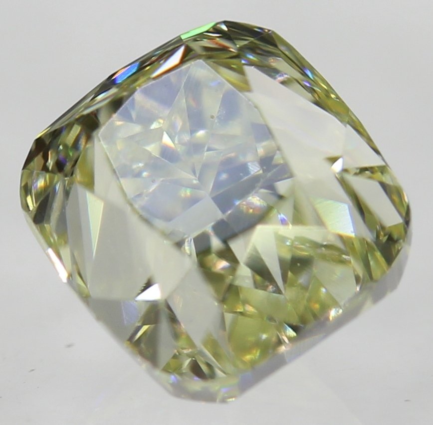 0.99 Carat K Color VVS1 Cushion Loose Diamond: You are looking at a beautiful Certified 0.99 Carat K Color VVS1 Cushion Natural Loose Diamond 4.71x5.08mm 2VG It has an "IDEAL SHAPE" - The quality of the shape of this diamond achieves the optimal d