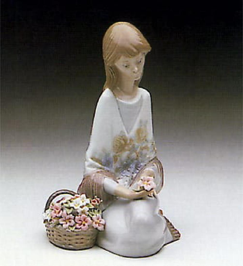LLADRO "FLOWER SONG" #7607 (1 of 1)