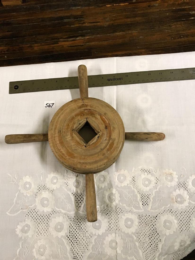 Small Wooden Ship Wheel: Small Wooden Ship Wheel