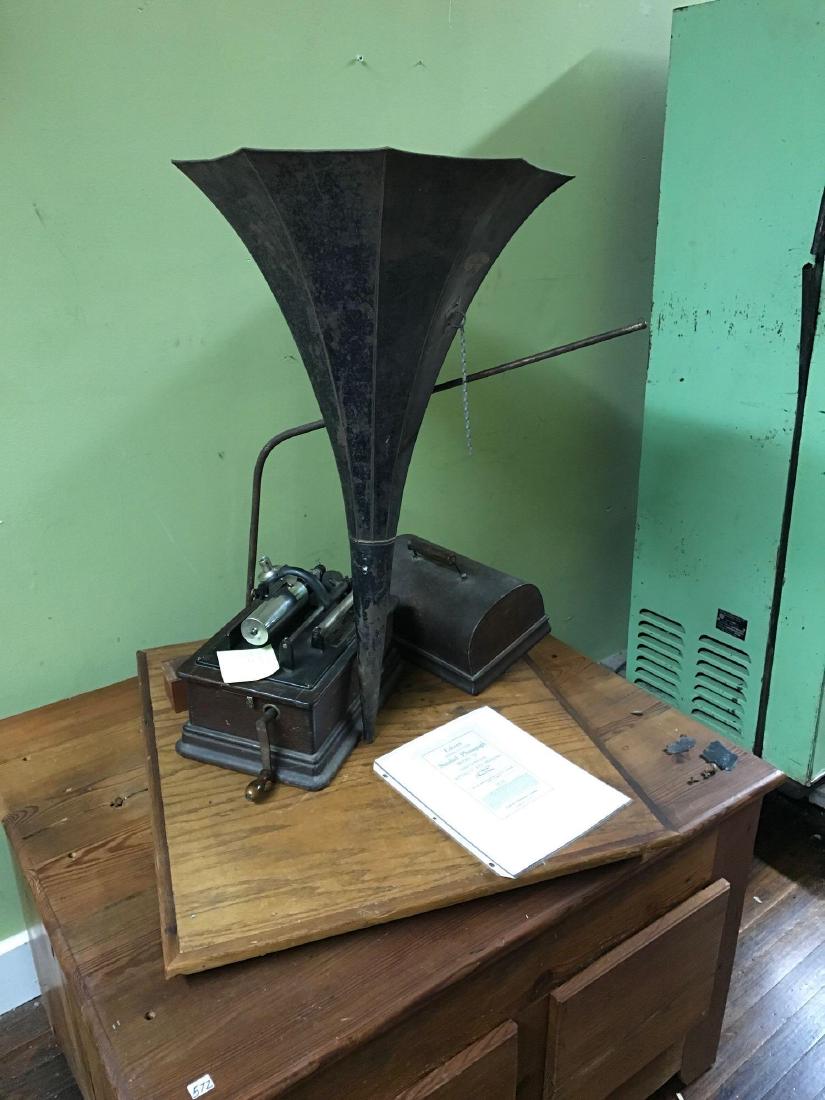 Vintage Edison Phonograph Model "D"on wooden rotating: Vintage Edison Phonograph Model "D"on wooden rotating base. Comes with owner's manual. Nice find!