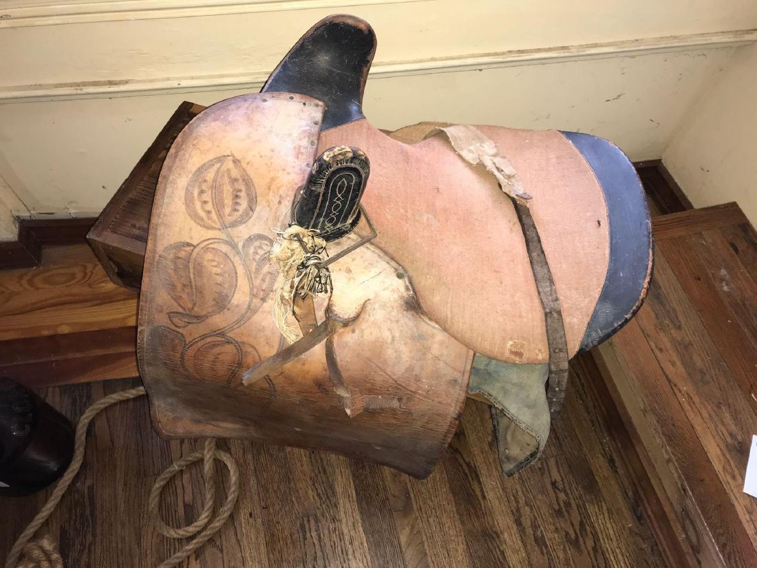 Side saddle ca 1875. Very rare find!: Side saddle ca 1875. Very rare find!