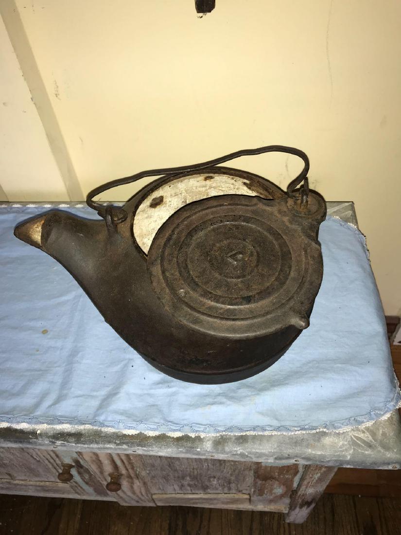 Cast iron #7 Tea kettle: Cast iron #7 Tea kettle