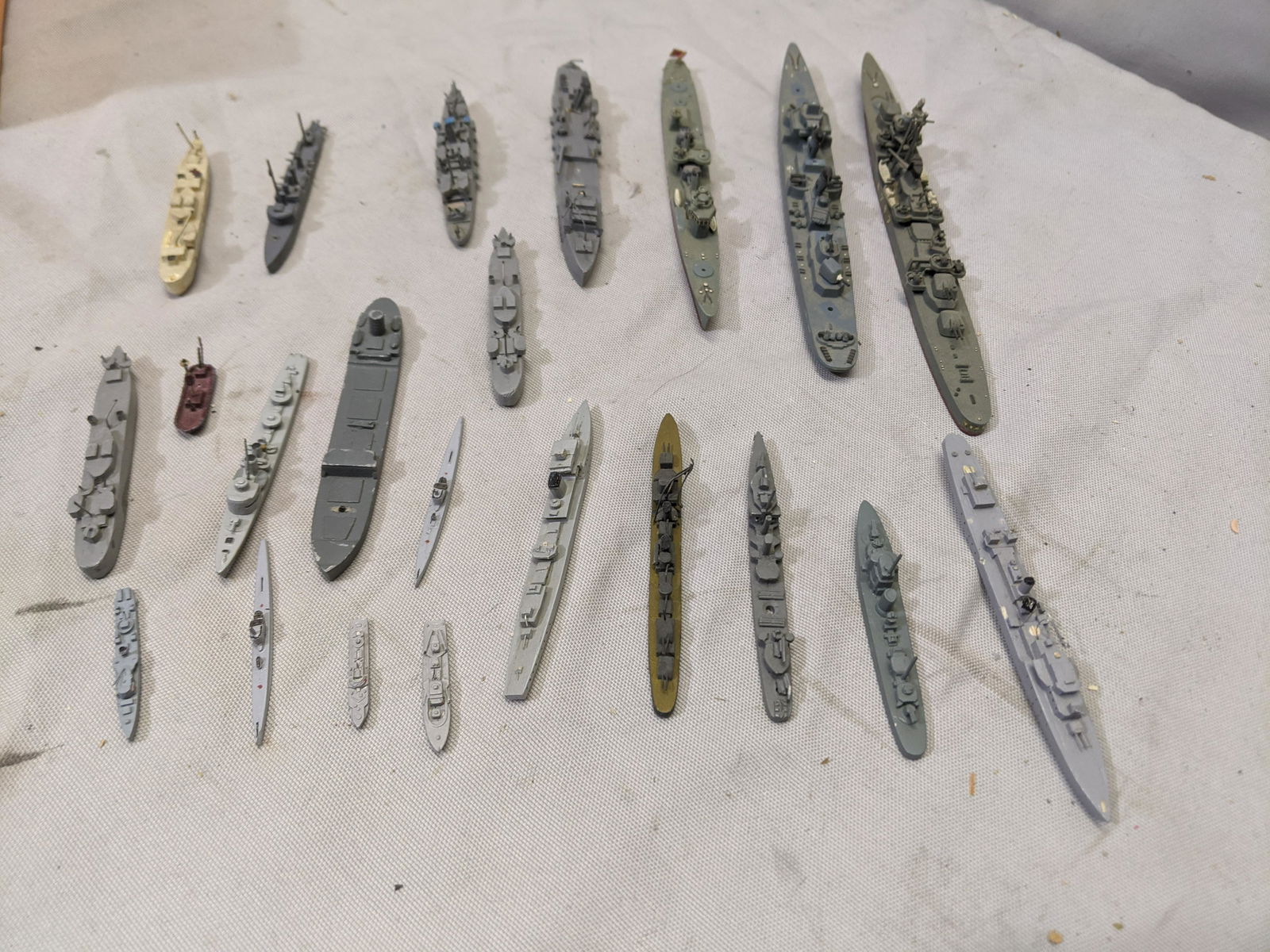 World War II Wood Wooden ID Ship Models Lot 22 (1 of 6)