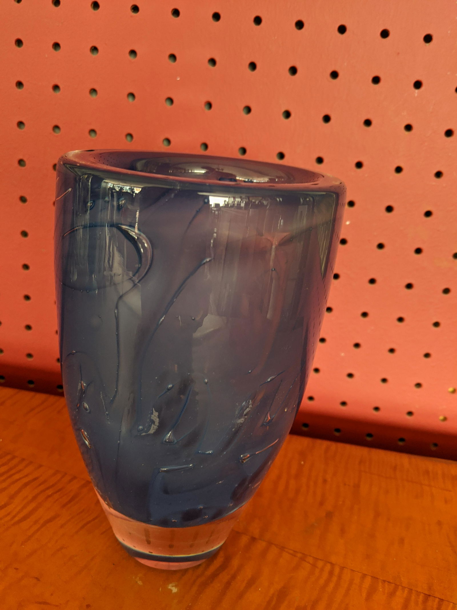 Afors Sweden Ernest Gordon Art Glass Blue Vase: Afors Sweden Ernest Gordon Art Glass Blue Vase. Signed on the bottom 7 1/2 high x 4 1/2 wide Shipping in continental US $25.00 If shipping is $0 then buyer arranges pick up or shipping. Please ask any