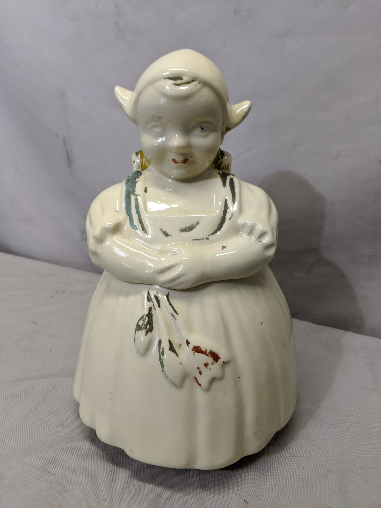 Vintage Dutch Girl Art Pottery Cookie Jar (1 of 8)