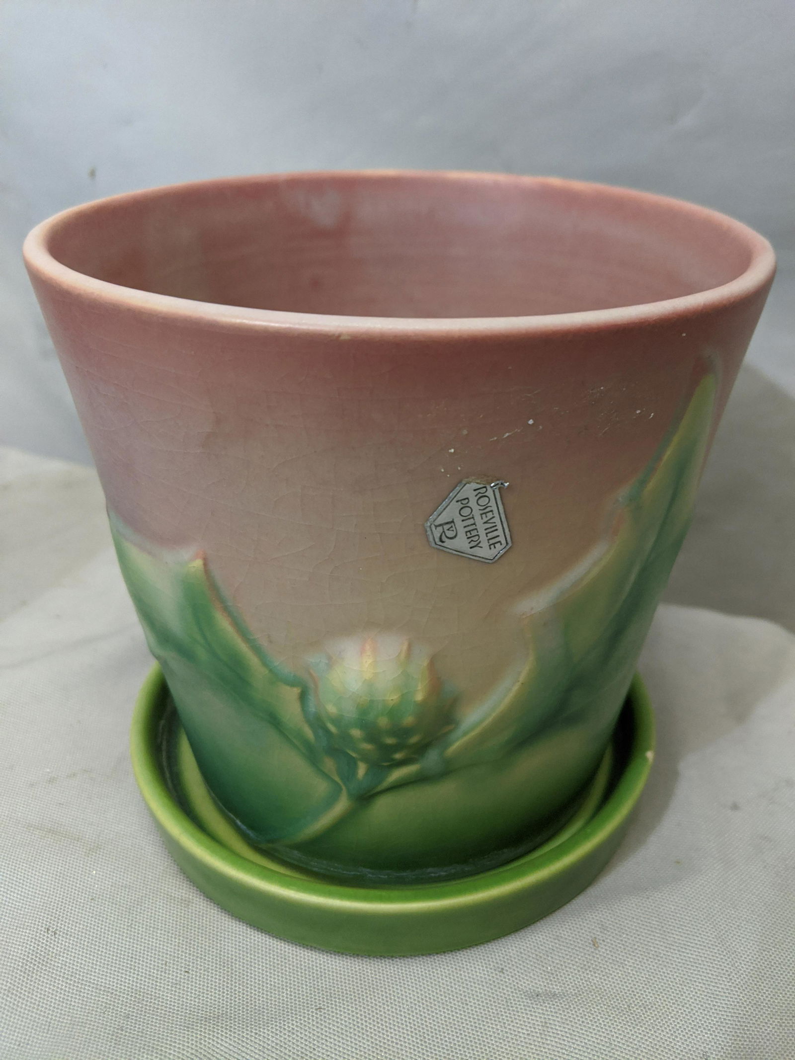 Vintage Roseville Thornapple Planter w/ Underplate (1 of 7)