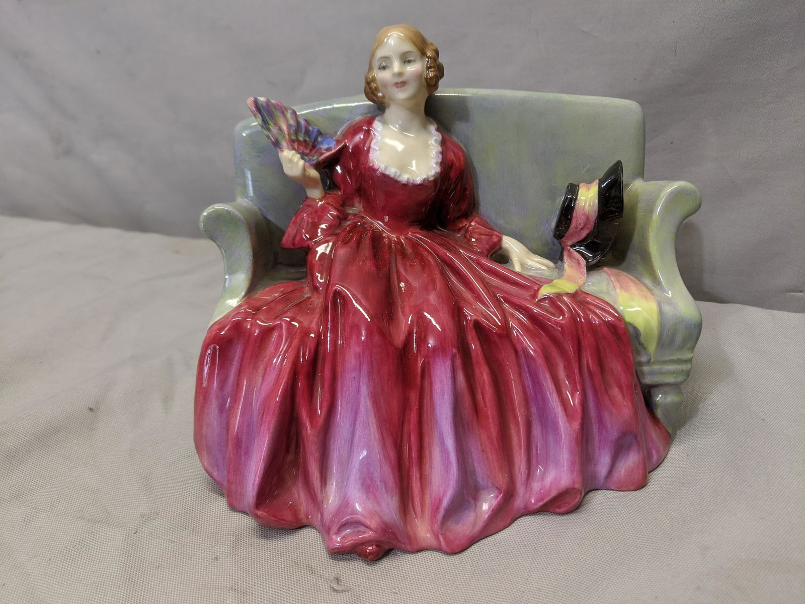 Royal Doulton Porcelain Figurine HN1298 Sweet & Twenty (1 of 5)