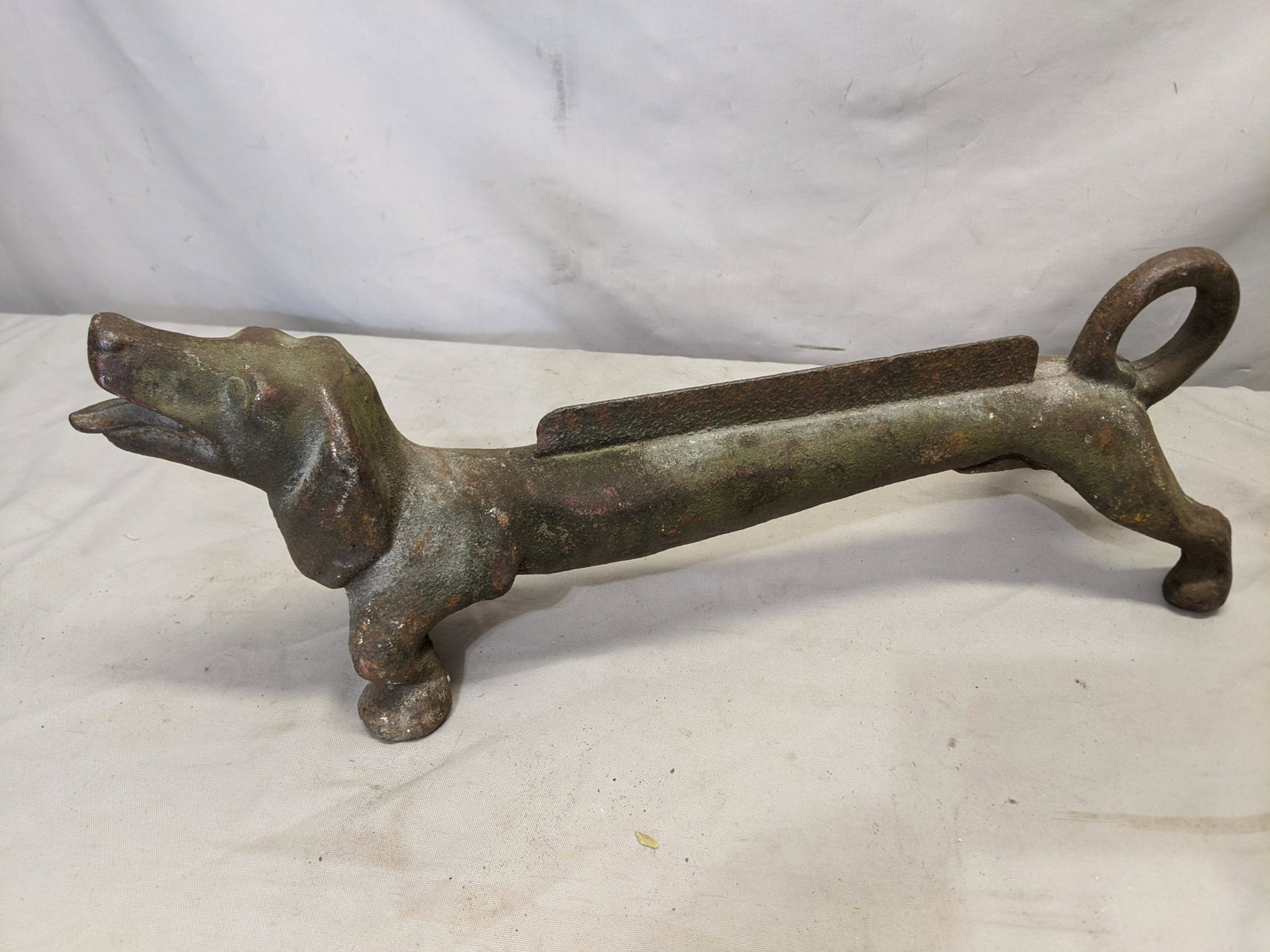 Antique Cast Iron Dachshund Dog Boot Scraper: Antique Cast Iron Dachshund Dog Boot Scraper 23 long, 26 lbs Shipping in continental US $40.00 If shipping is $0 then buyer arranges pick up or shipping. Please ask any questions before bidding Good L