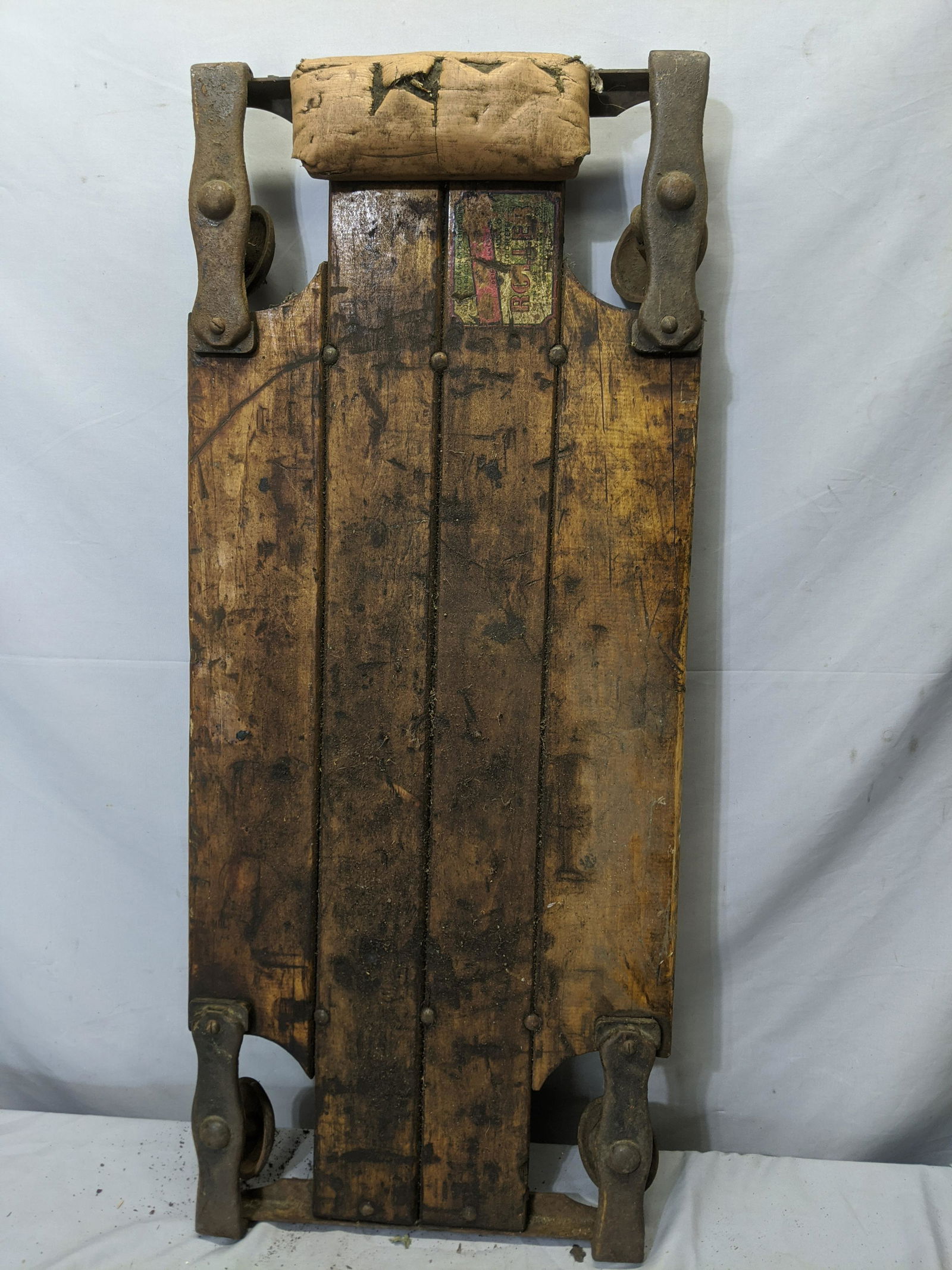 Vintage Geiger-Knight Wood & Cast Iron Garage Car (1 of 7)
