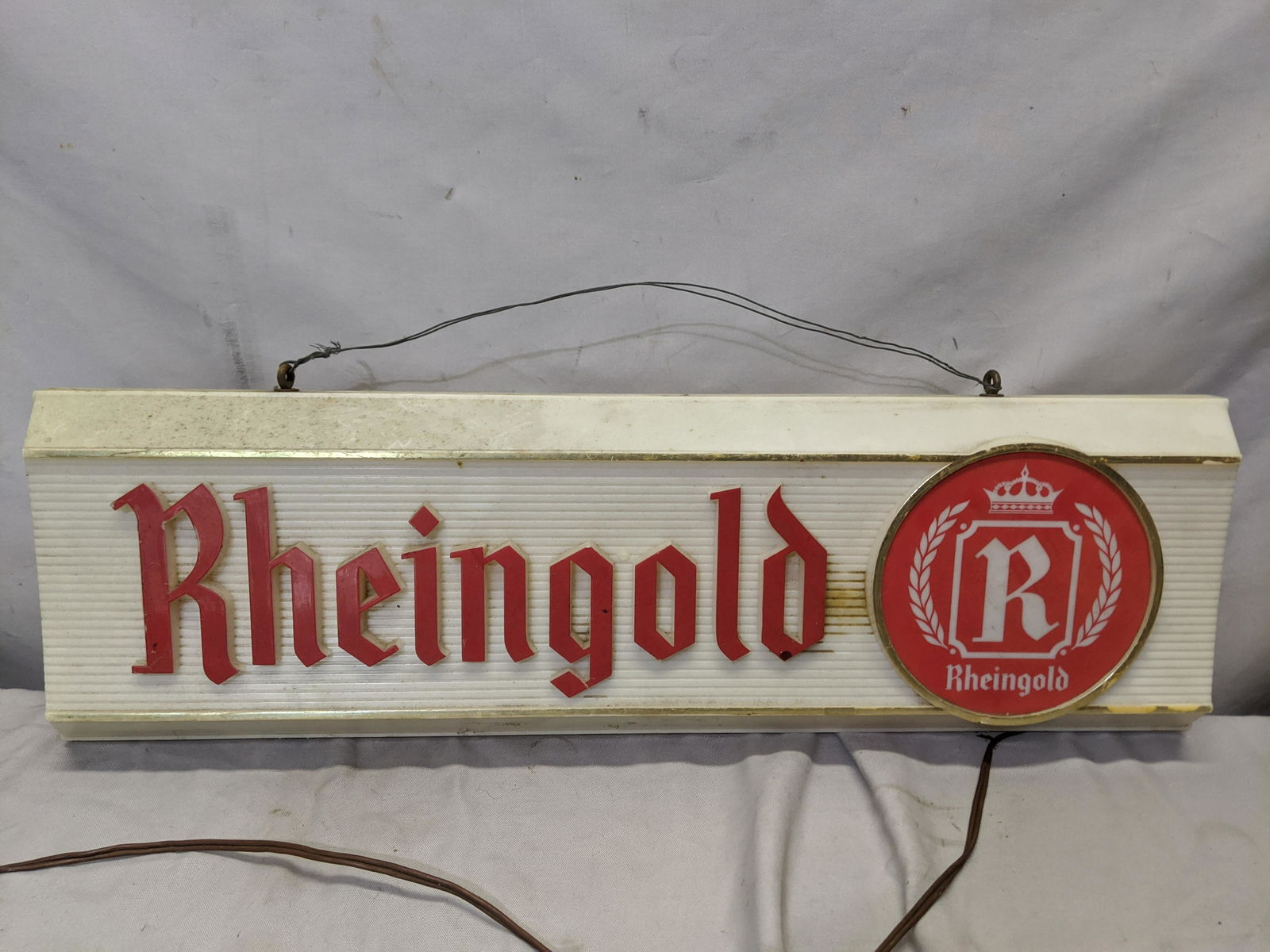 Vintage Rheingold Plastic Light Up Store Window Display (1 of 6)