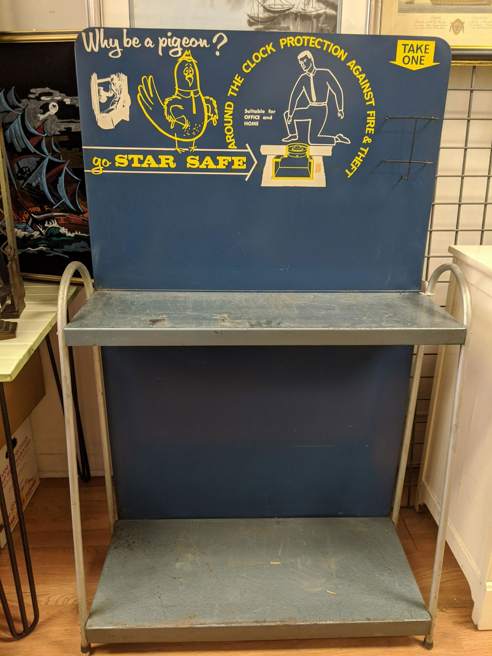 1950-60's Star Safe Large Metal Store Display Stand (1 of 8)