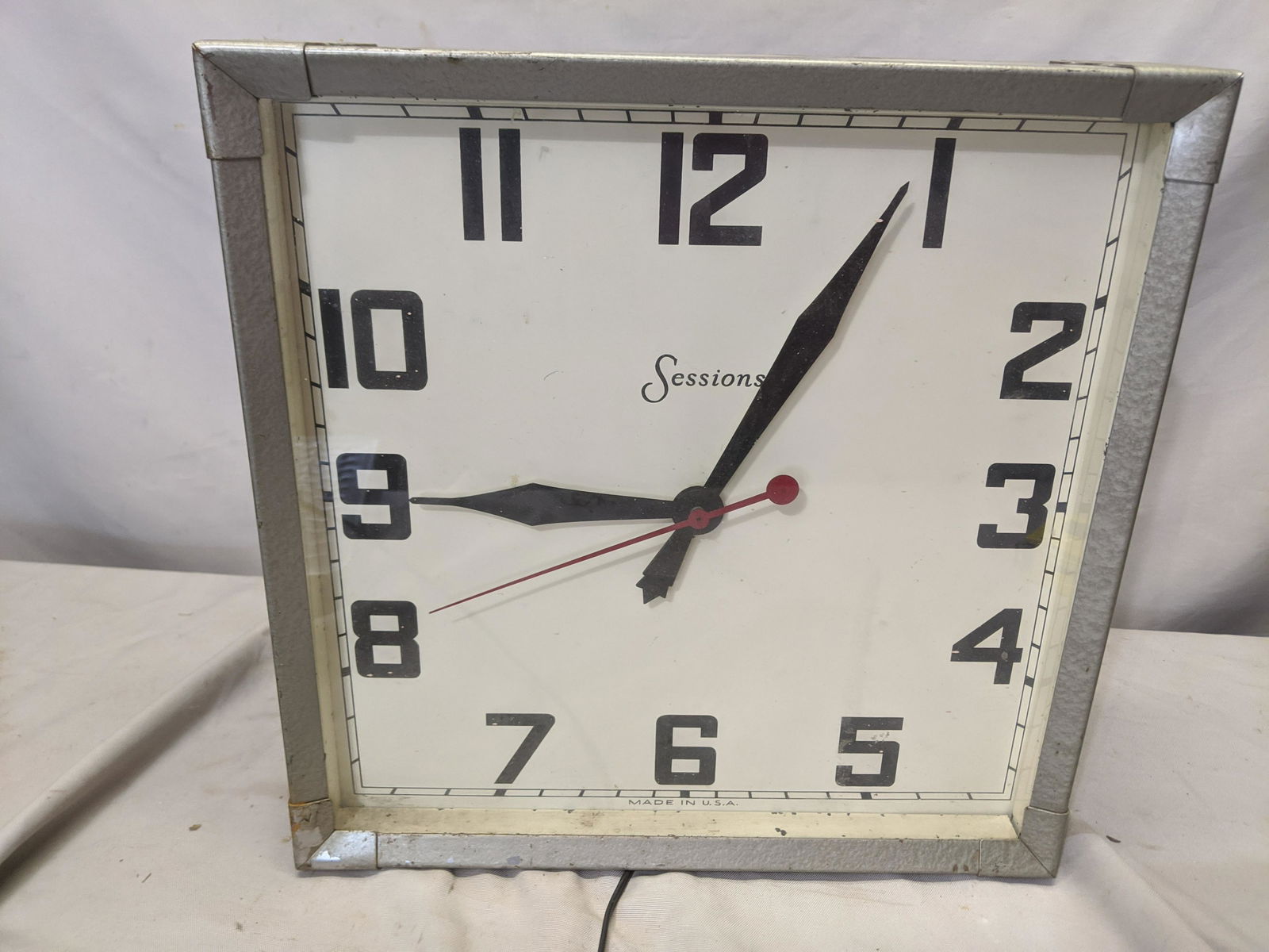 Vintage Square Sessions USA Wall Clock (1 of 7)