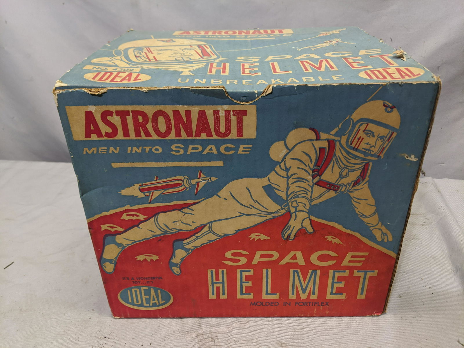 Ideal Astronaut Space Helmet No 4202 Box Only (1 of 7)
