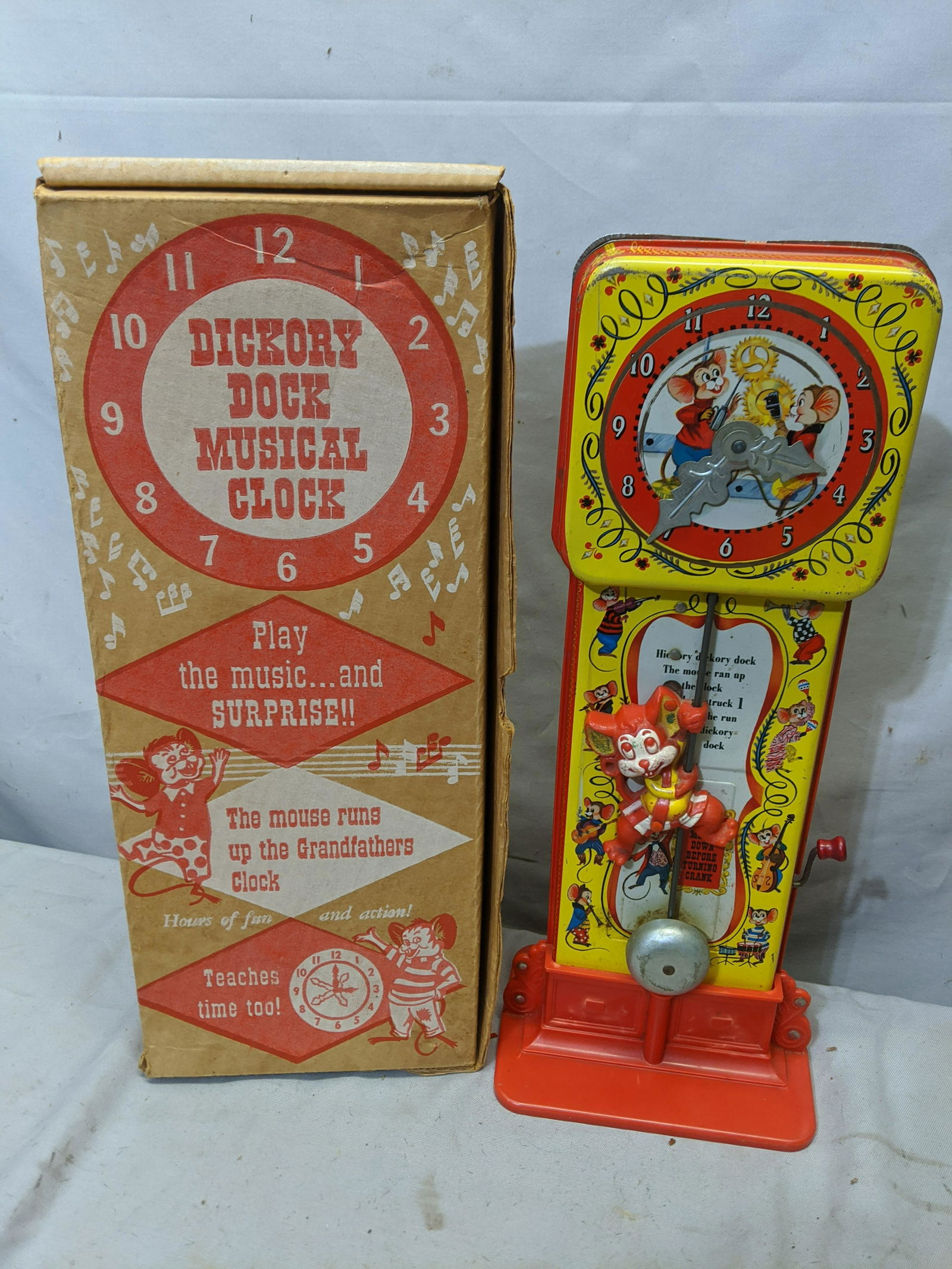 Mattel Tin Litho Wind Up Dickory Dock Musical Clock in (1 of 7)