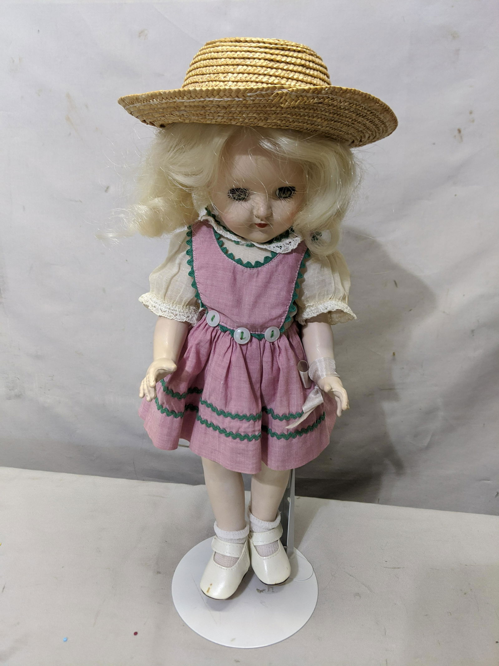 Vintage Ideal Toni P-90 Plastic 14 High Doll (1 of 7)