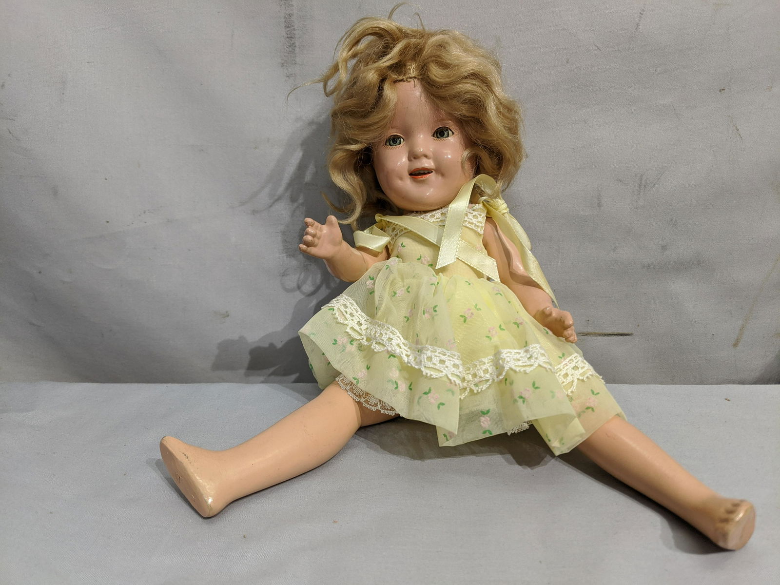 Early Ideal Shirley Temple Composition 11 Open Mouth (1 of 6)