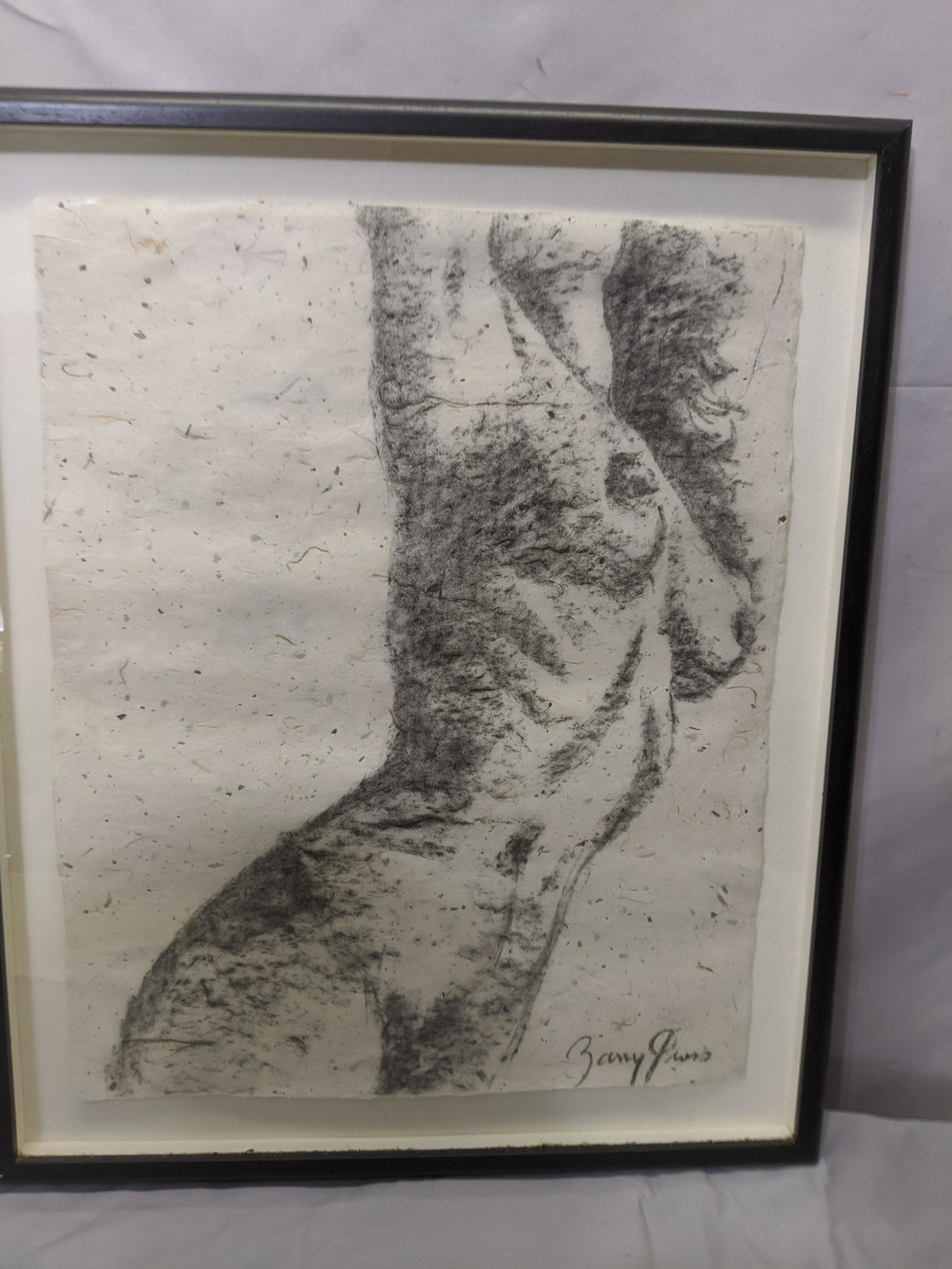 Barry Gross Nude Woman Charcoal on Paper Framed Drawing: Barry Gross Nude Woman Charcoal on Paper Framed Drawing under glass. Measurements in inches: 23 x 19, Image: 19 x 15 Condition:Good with no problems Shipping:We offer in-house shipping. Item(s) will b