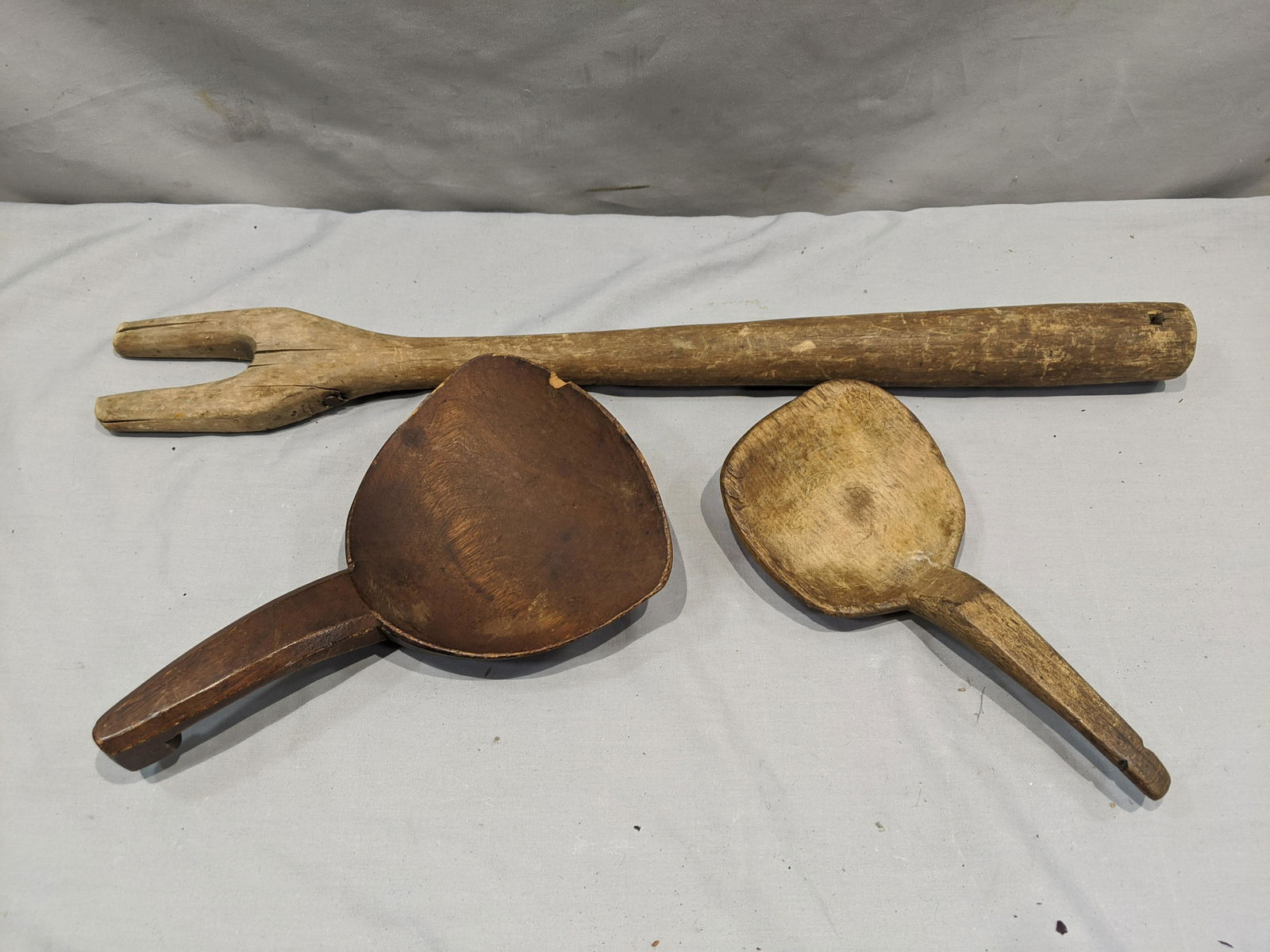 Lot 3 Carved Primitive Wood Wash Stick & Butter Scoops (1 of 7)