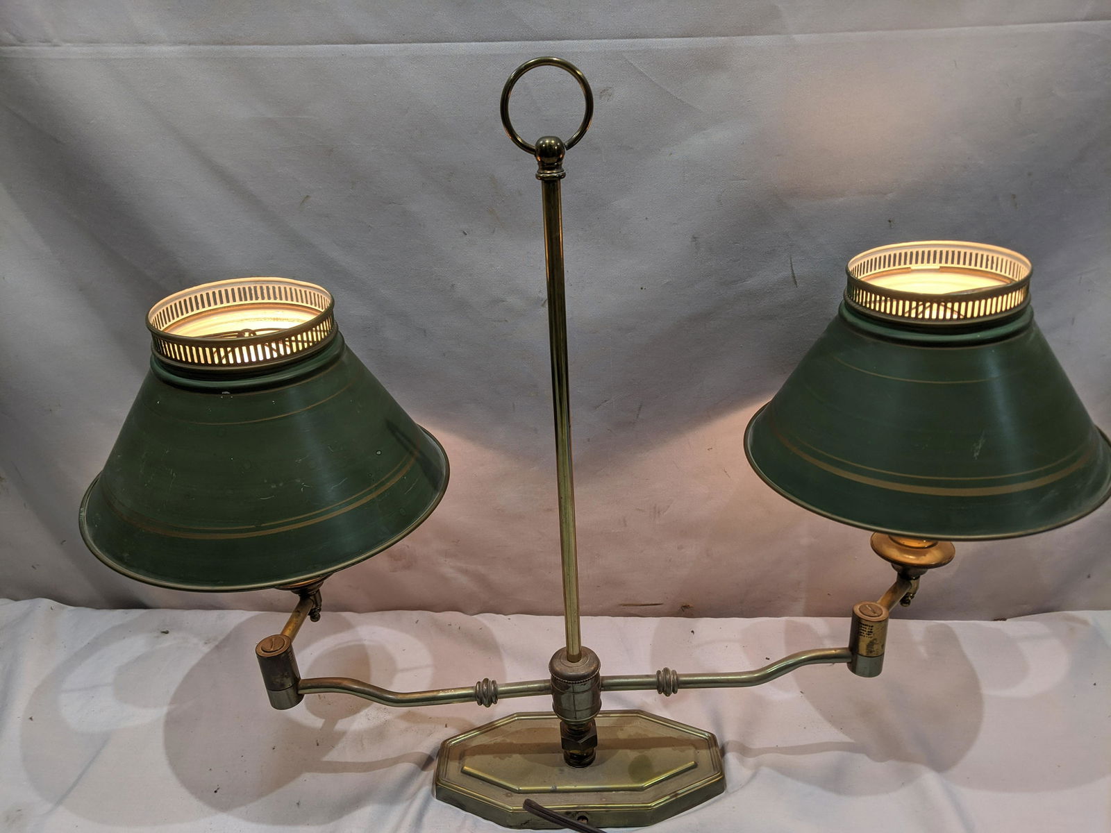 2 arm table lamp