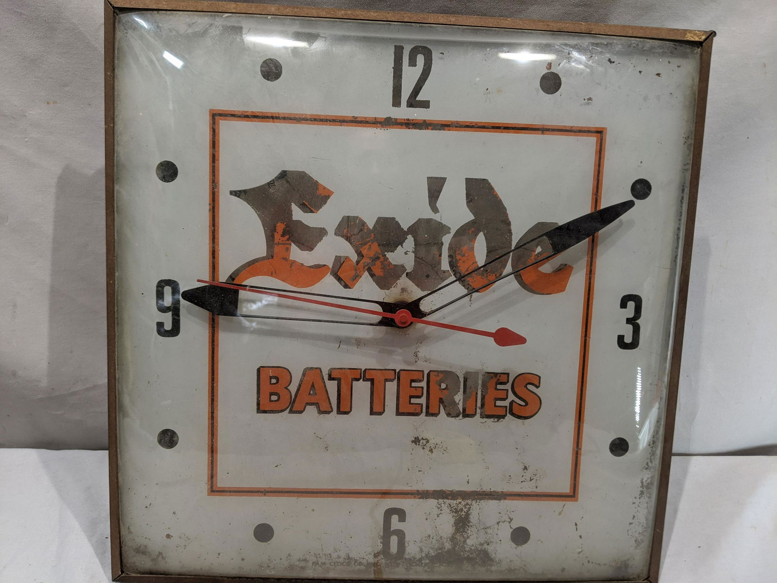 Early Exide Batteries Pam Illuminated Wall Clock Sign (1 of 7)