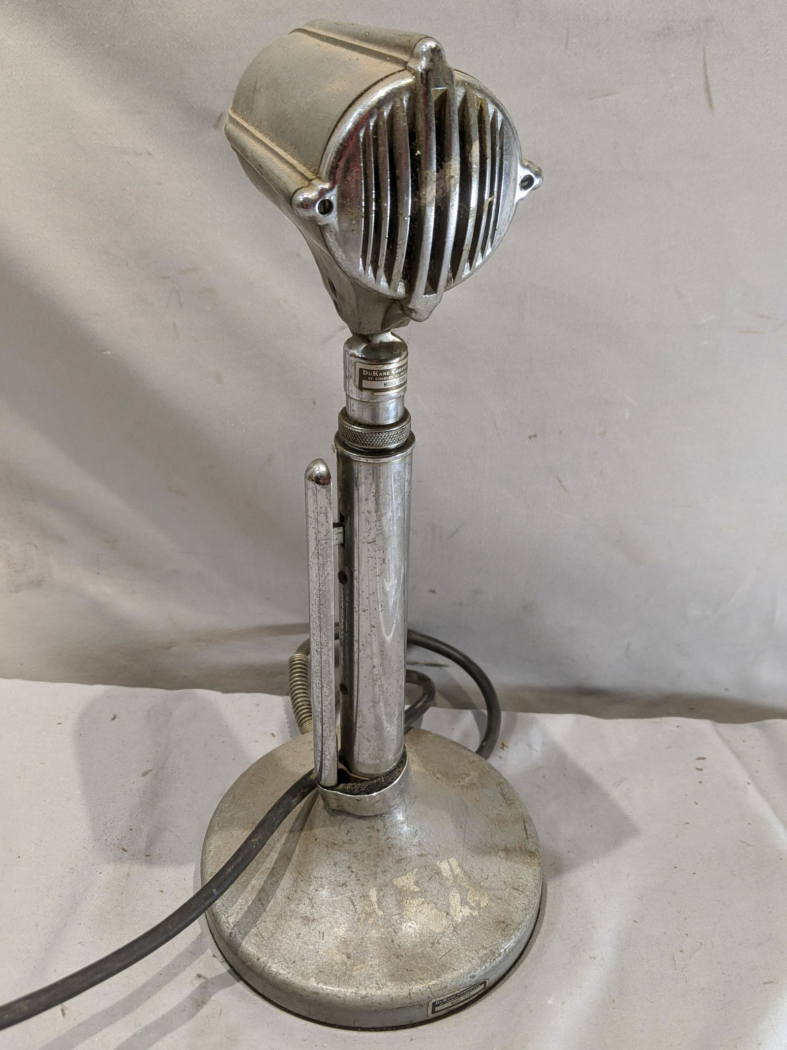 Art Deco Dukane Model 7C40 Mic Microphone & Stand (1 of 7)