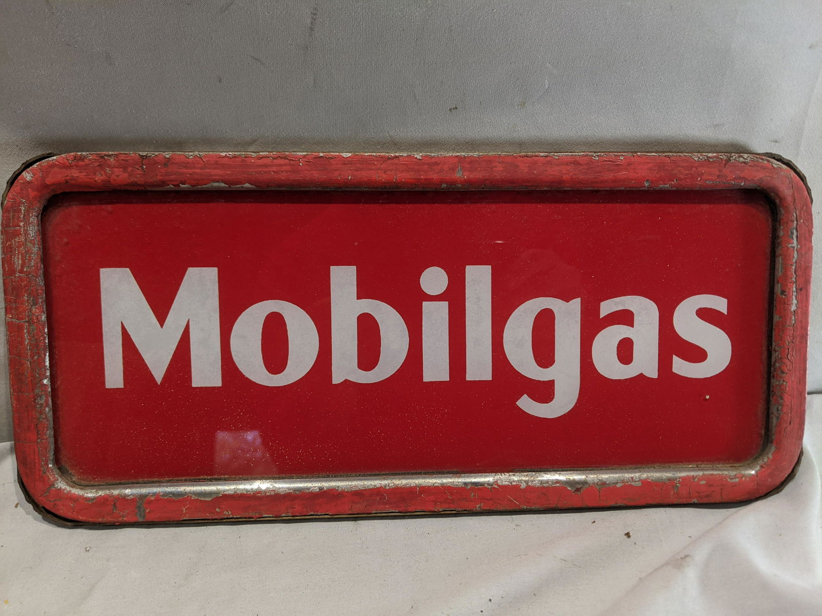Vintage Mobilgas Mobil Gas Station Glass Sign (1 of 4)