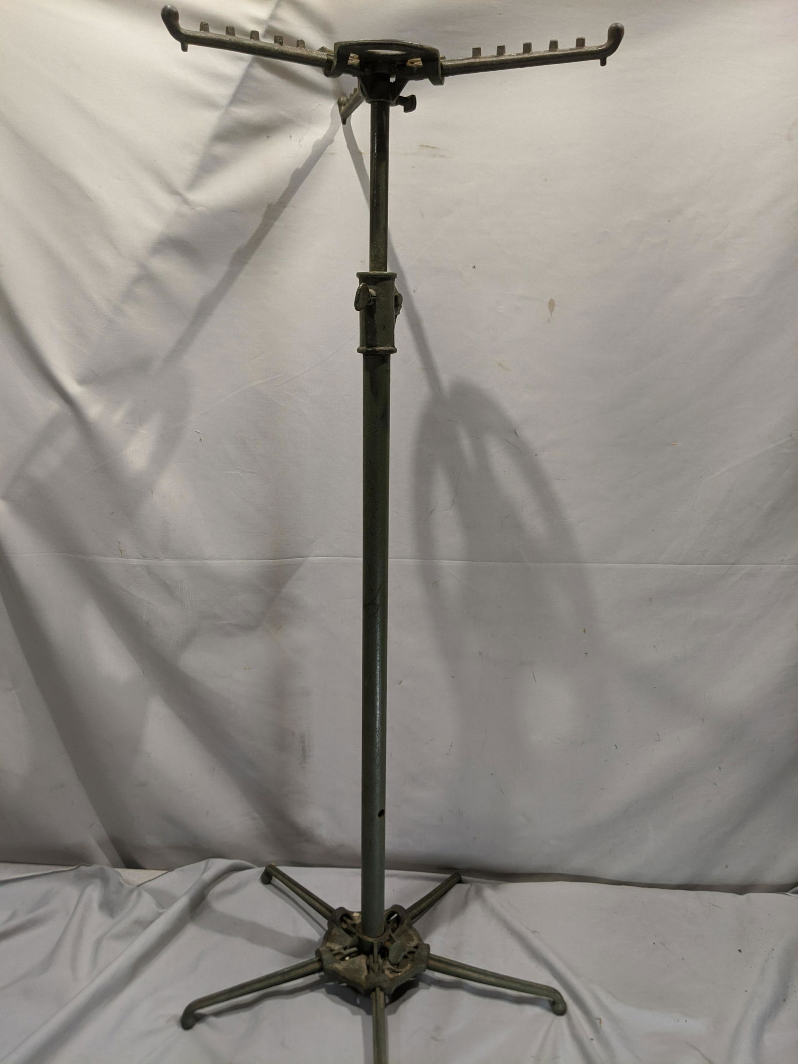 McCallum 1926 Funeral Home Plant Fern Cast Iron Stand (1 of 6)