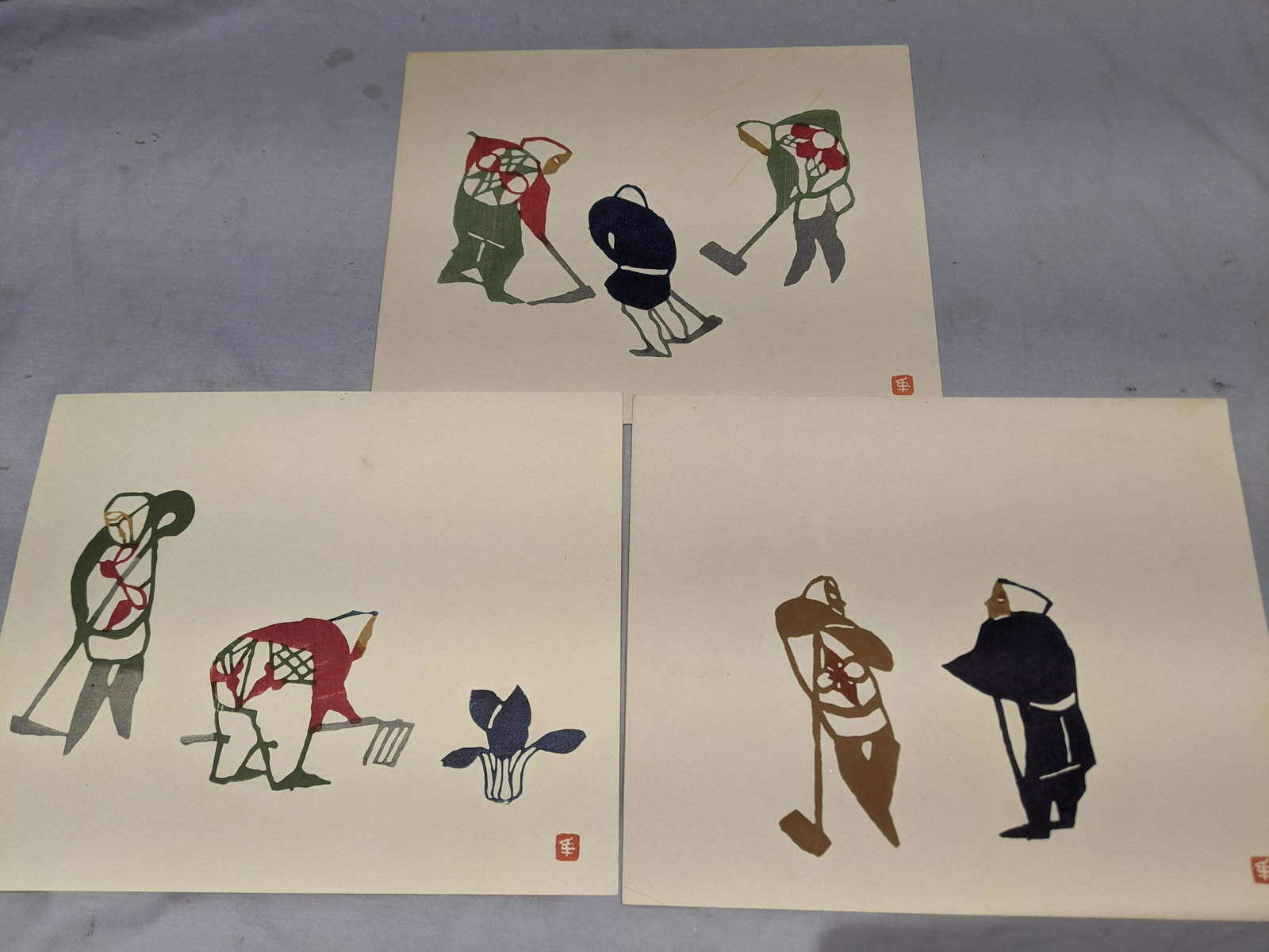 Set 3 Field Workers Mikumo Japanese Woodblock Print: Set 3 Field Workers Mikumo Japanese Woodblock Print. Measurements in inches: 11 x 9 Condition:Has mild toning Shipping:We offer in-house shipping. Item(s) will be packed after invoice is paid and ship
