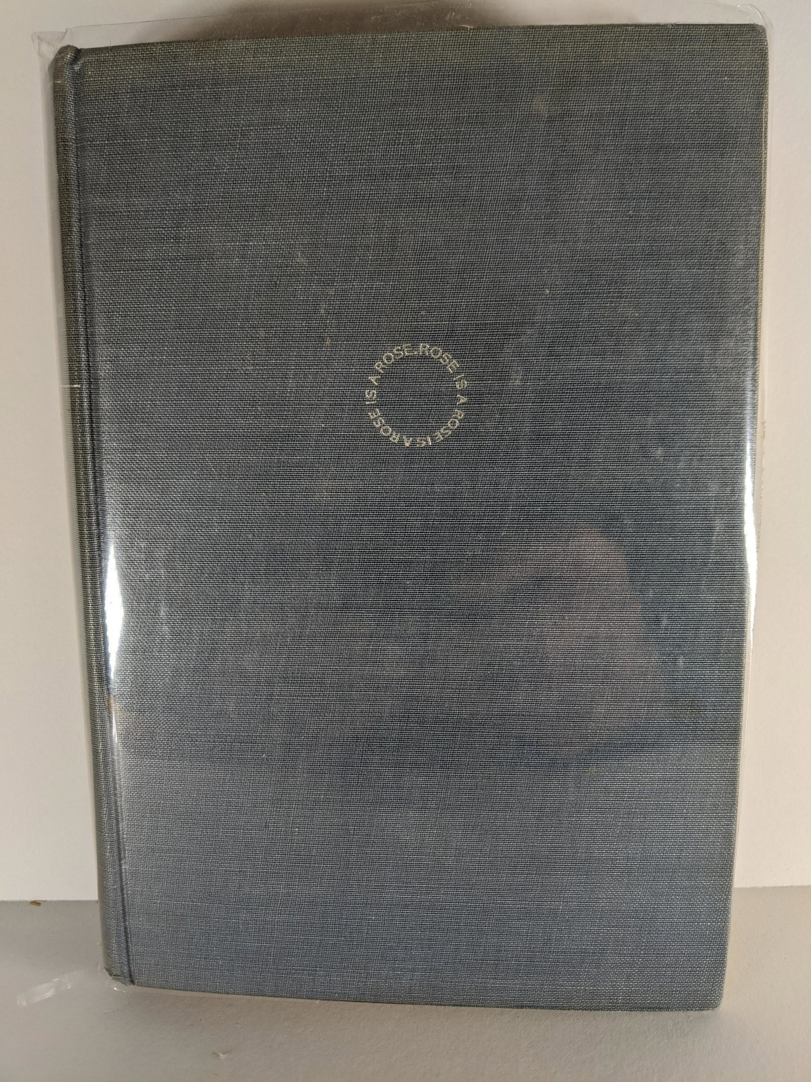 1933 First Edition Autobiography of Alice B Toklas Book: 1933 First Edition Autobiography of Alice B Toklas Book, hardcover. Measurements in inches: 6 x 9 Condition:Mild wear with age Shipping:We offer in-house shipping. Item(s) will be packed after invoice