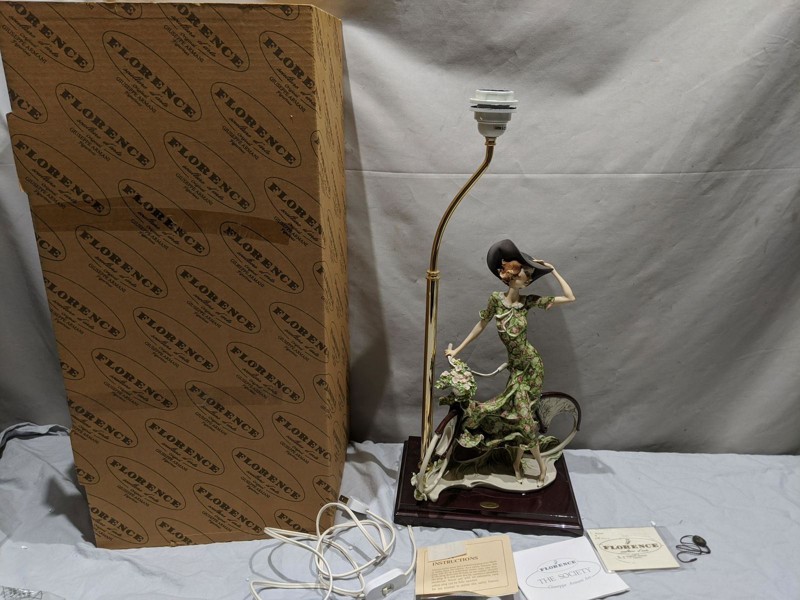 Giuseppe Armani Florence Sculpture Lamp Girl w/ Bicycle (1 of 9)