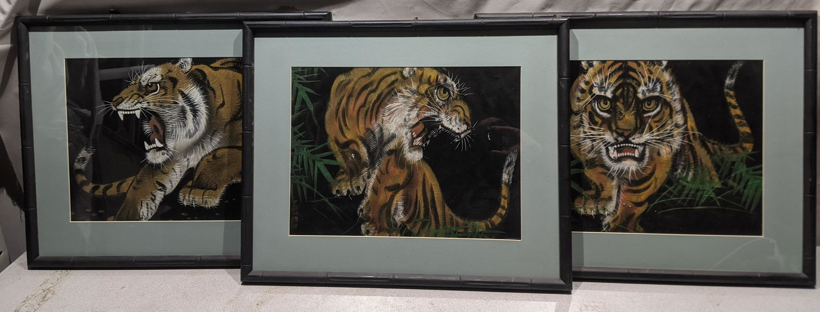 Set 3 Signed Chinese Vintage Tiger Paintings on Silk (1 of 6)