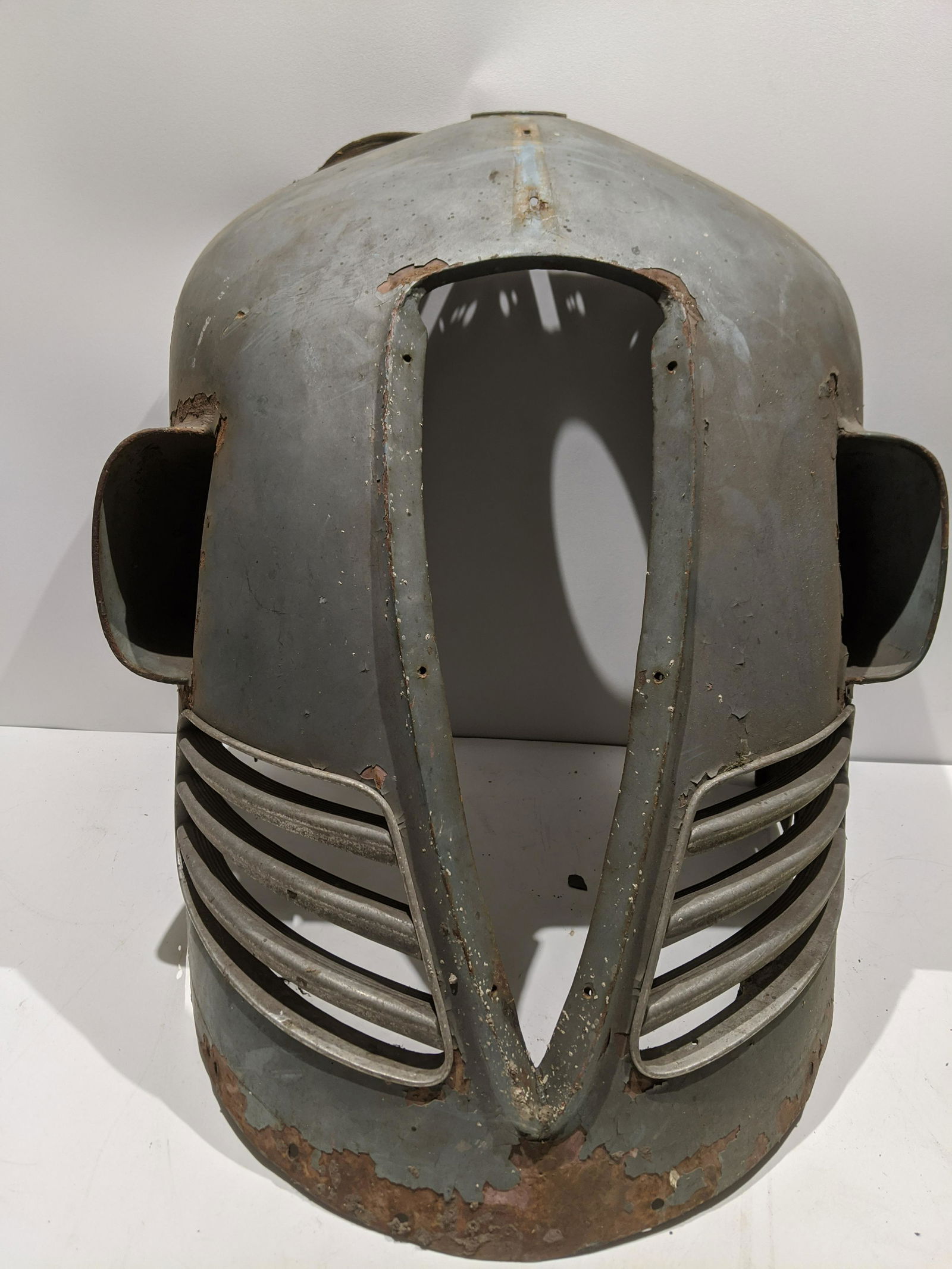 Prewar Alfa-Romero Roadster Radiator Nose Shell (1 of 6)