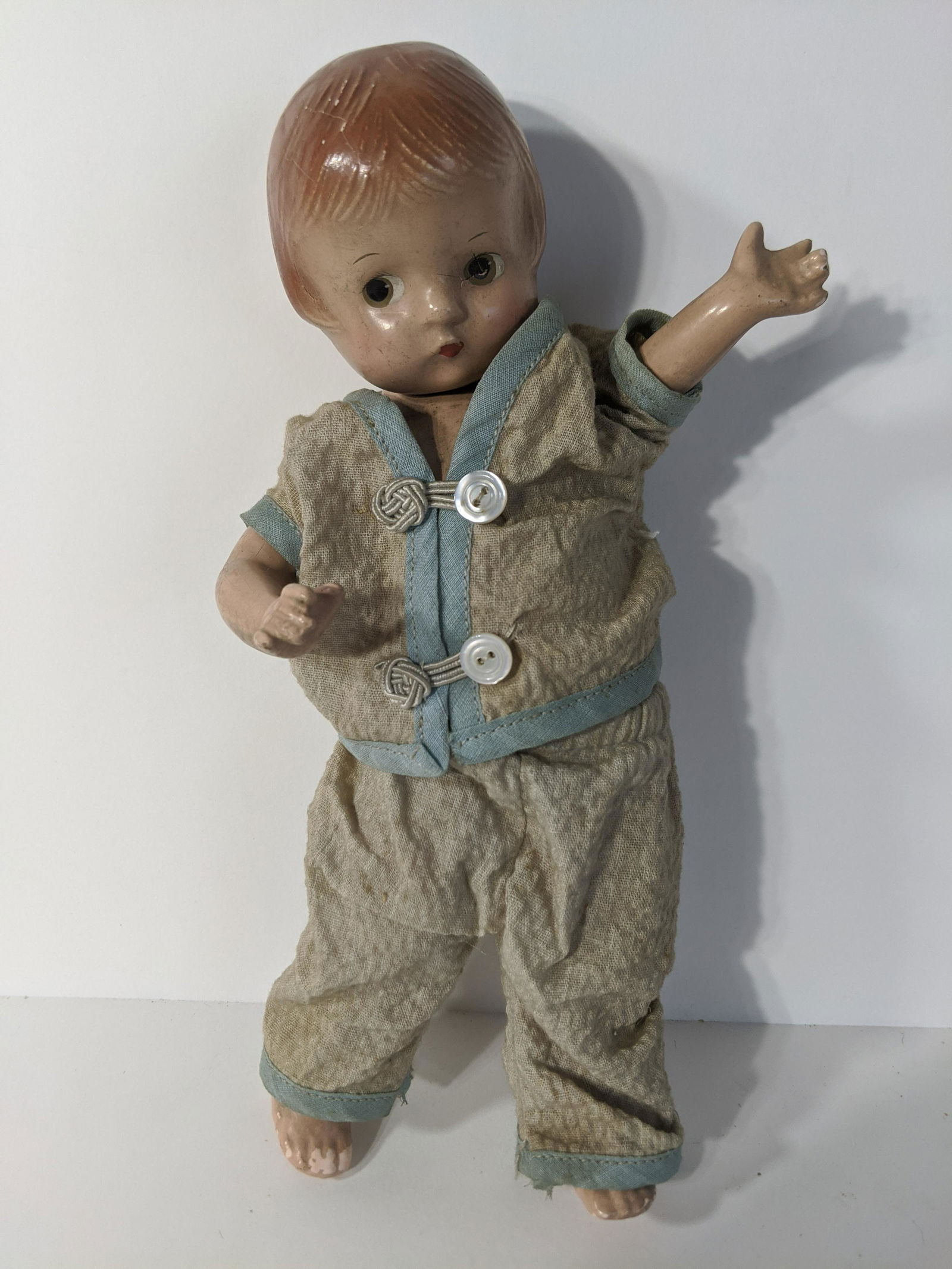 Early Effanbee Patsyette Composition Girl Doll: Early Effanbee Patsyette Composition Girl Doll. Measurements in inches: 9 high Condition:Shows wear and some light crazing Shipping:We offer in-house shipping. Item(s) will be packed after invoice is