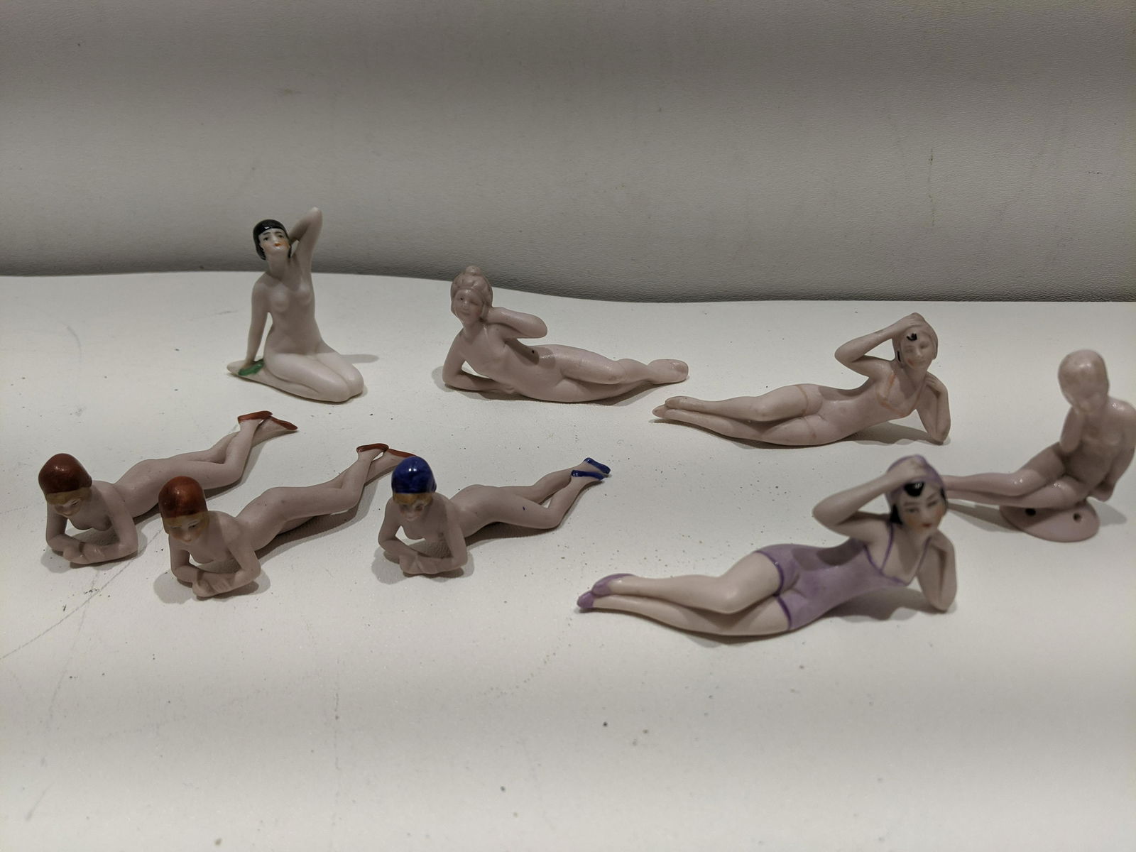 Lot 8 Vintage Miniature Porcelain Bathing Beauties (1 of 5)