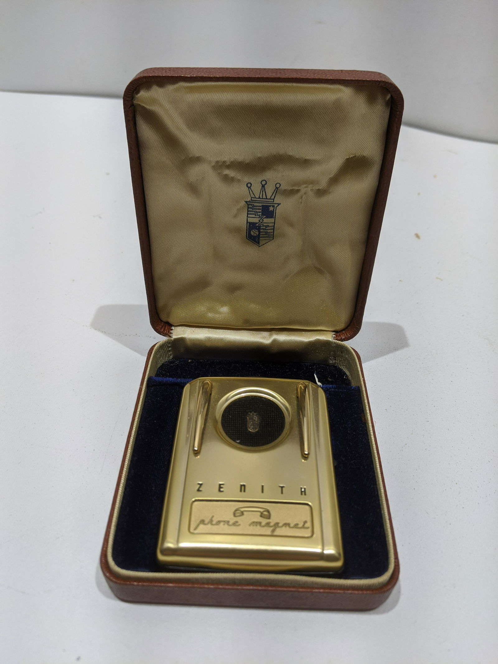 Vintage Zenith Phone Magnet Portable Speaker in Case (1 of 5)