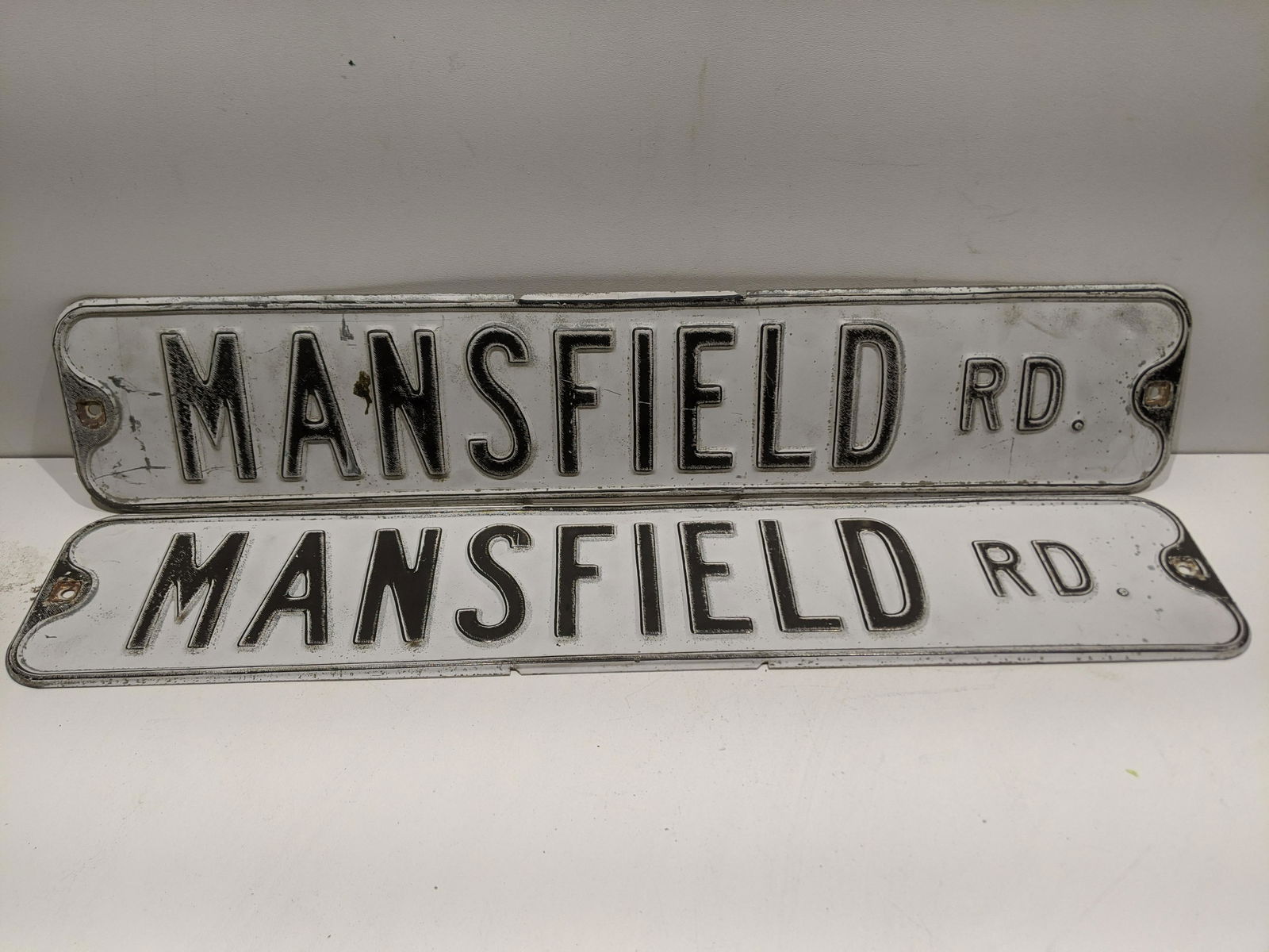 Set Old 2 Embossed Metal Mansfield Road Street Signs (1 of 6)