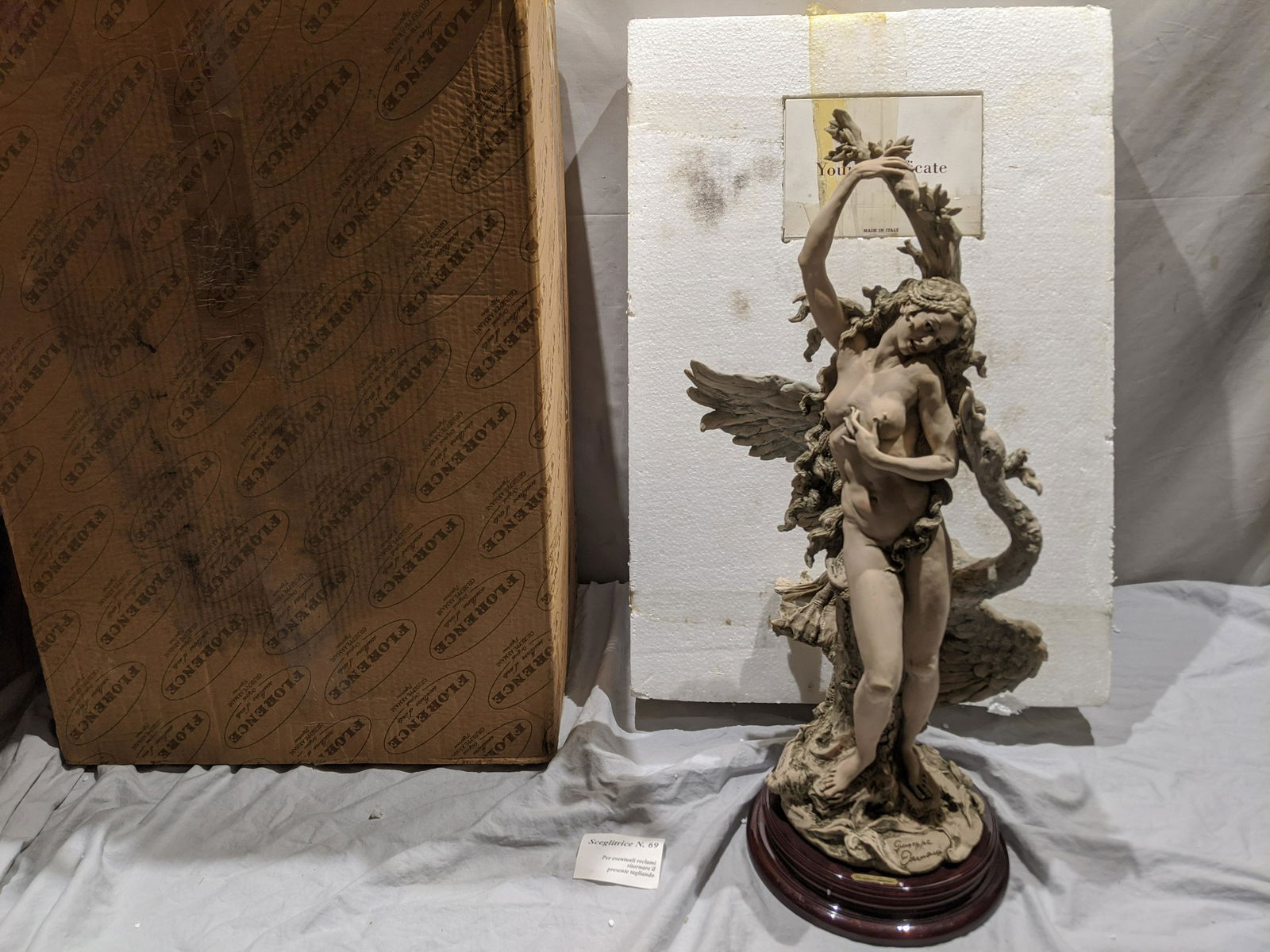 Giuseppe Armani Florence Sculpture Leda w/ Swan #436 (1 of 9)