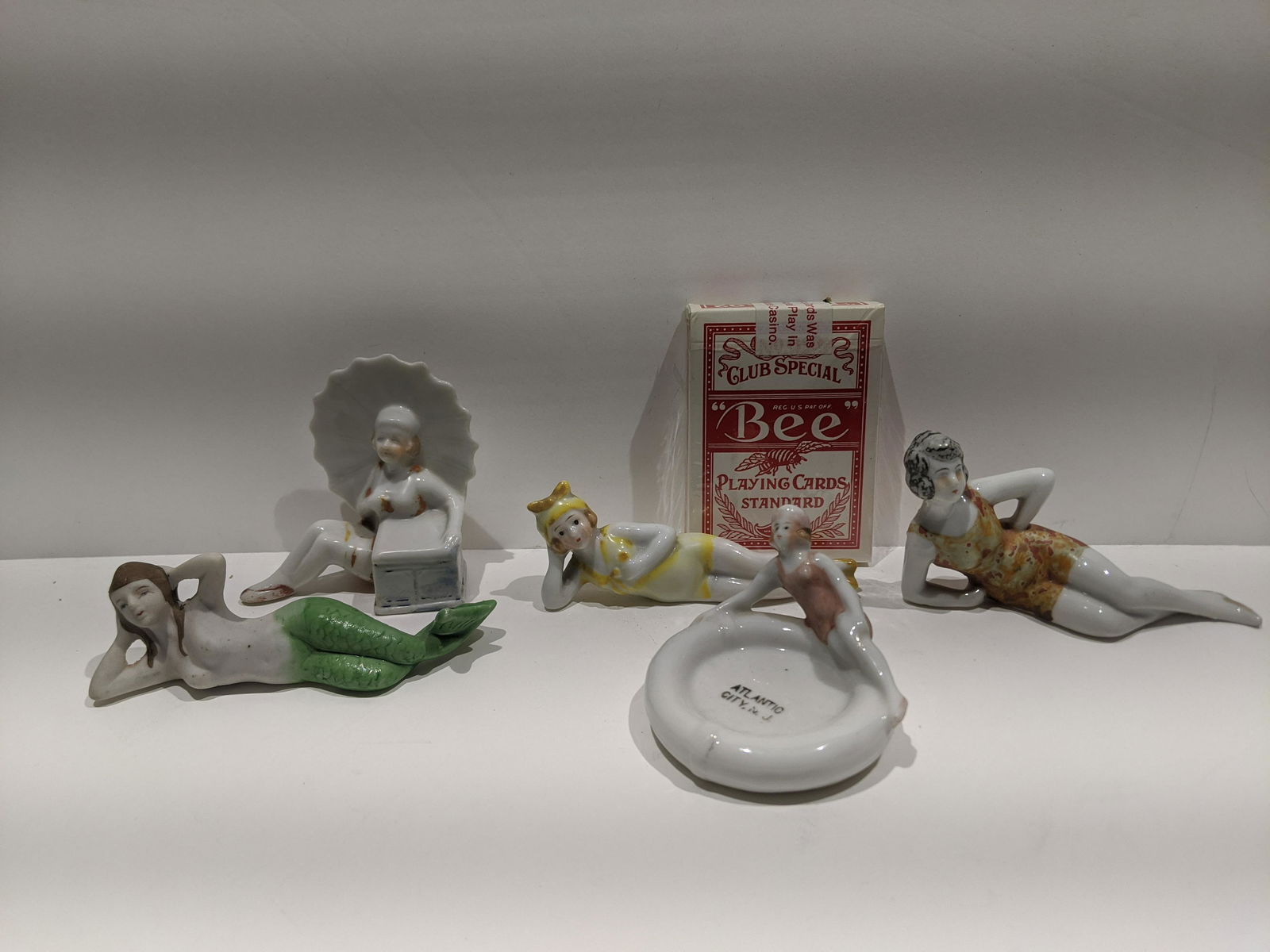 5 Vintage Porcelain Japan Bathing Beaty Figures (1 of 7)