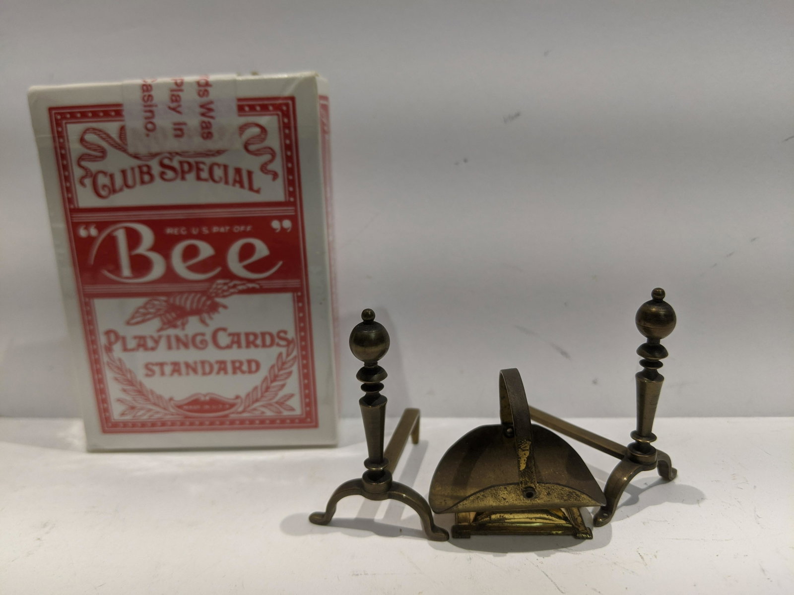 Antique Miniature Metal Fireplace Andirons Log Holder: Antique Miniature Metal Fireplace Andirons and Log Holder. Measurements in inches: 2 high Condition:Good with no problems Shipping:We offer in-house shipping. Item(s) will be packed after invoice is p