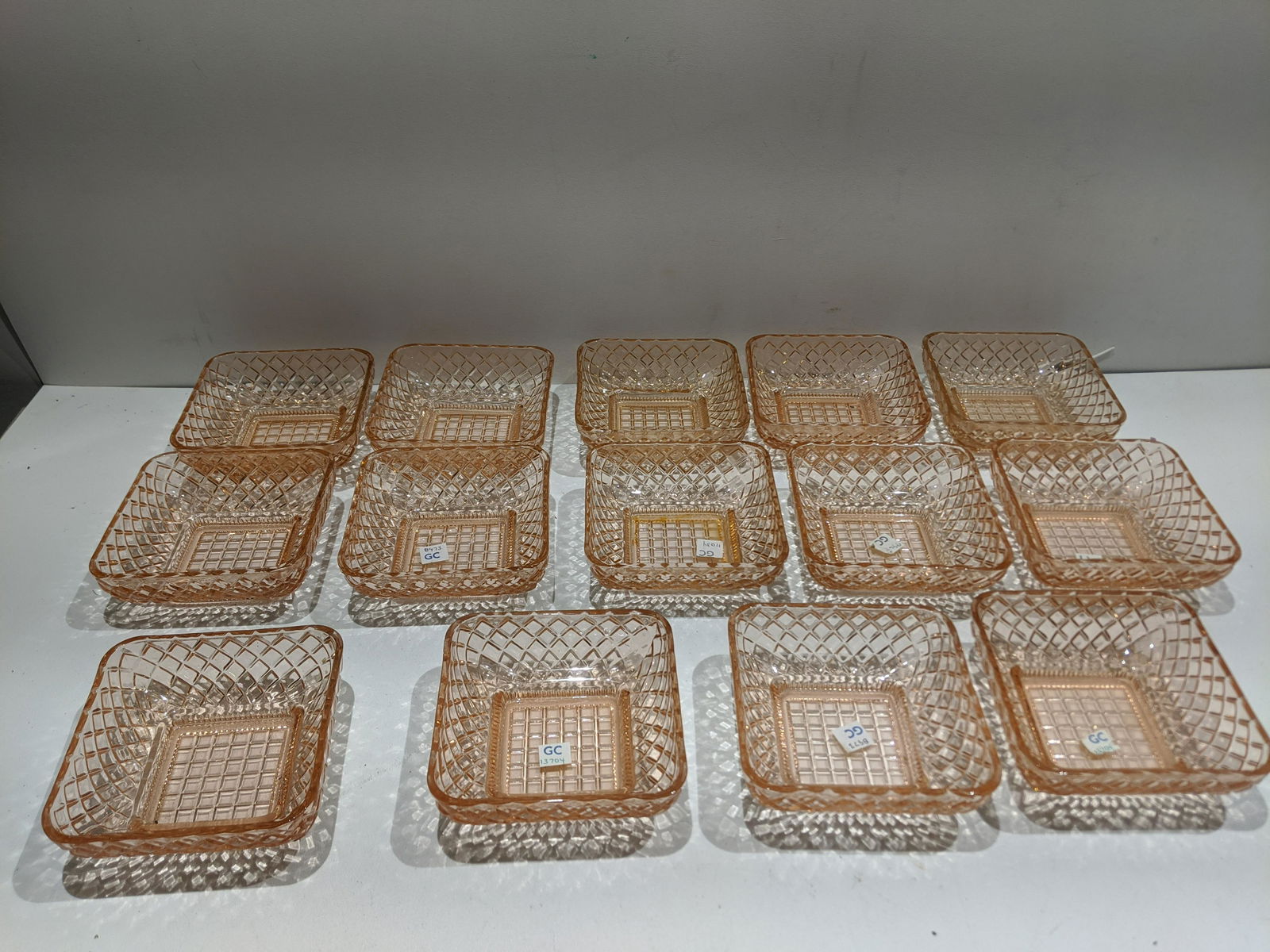 Lot 14 Pink Depression Glass Pink Bowls (1 of 4)