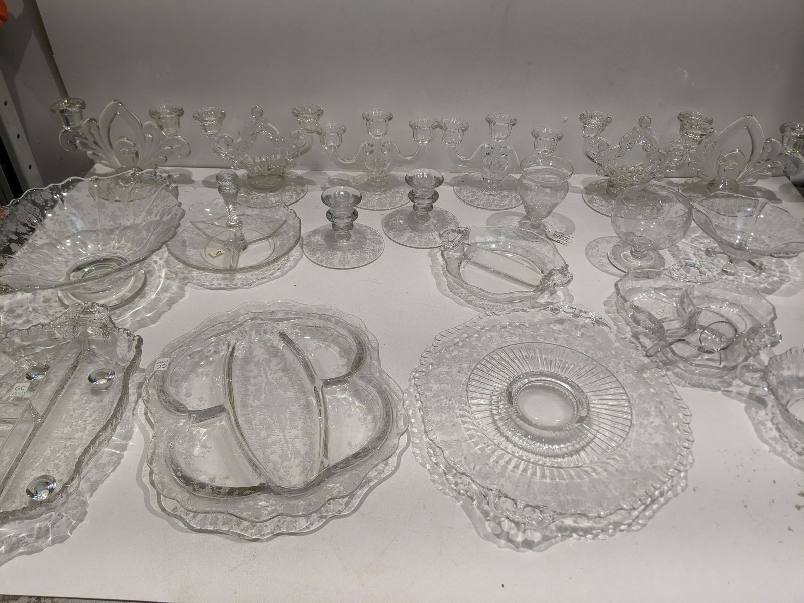 Lot 19 Cambridge Rosepoint Serving Dishes & Candles (1 of 13)