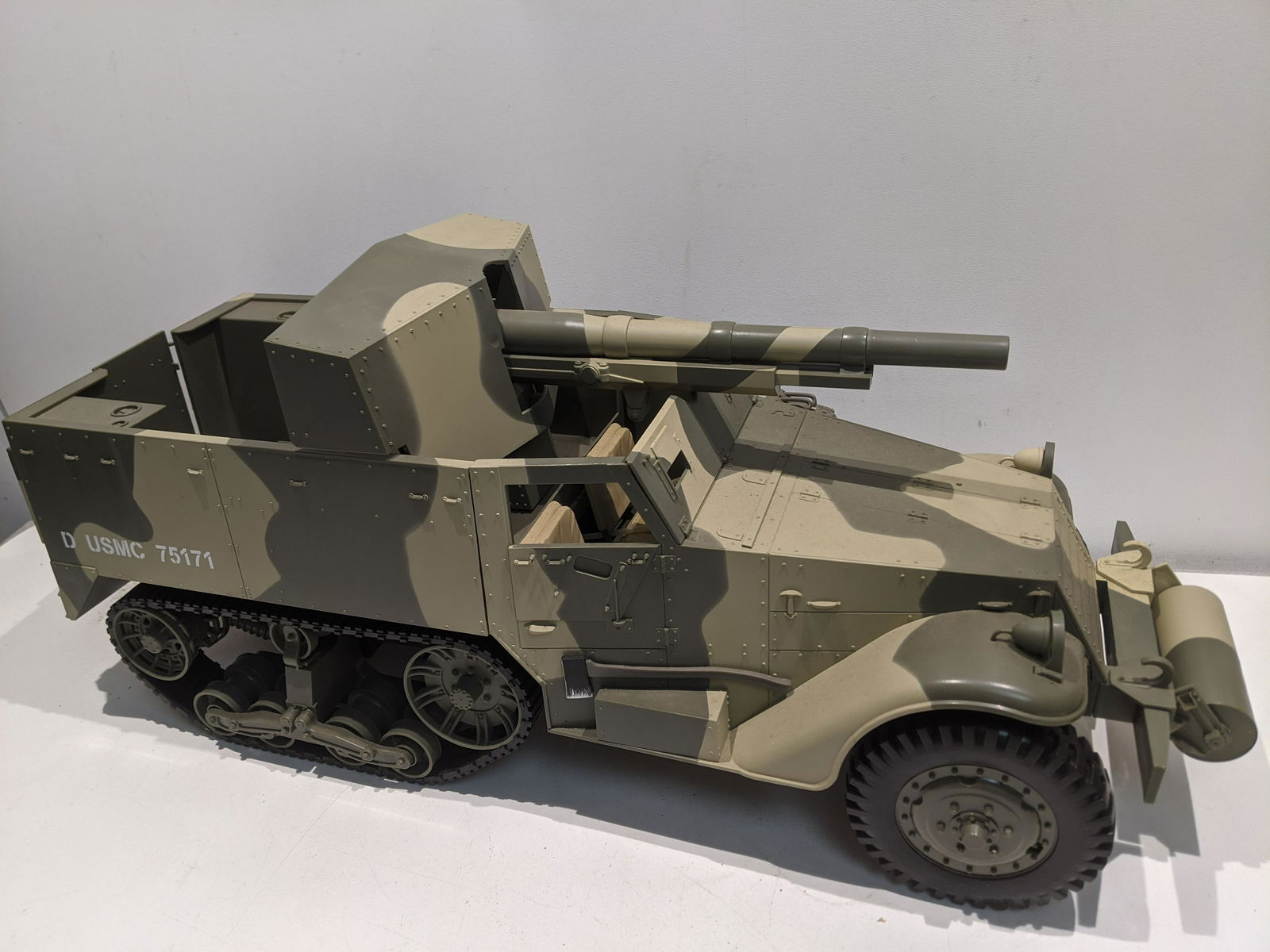 2001 Hasbro Gi Joe Half Track Troop Mover 1/18 Scale (1 of 8)